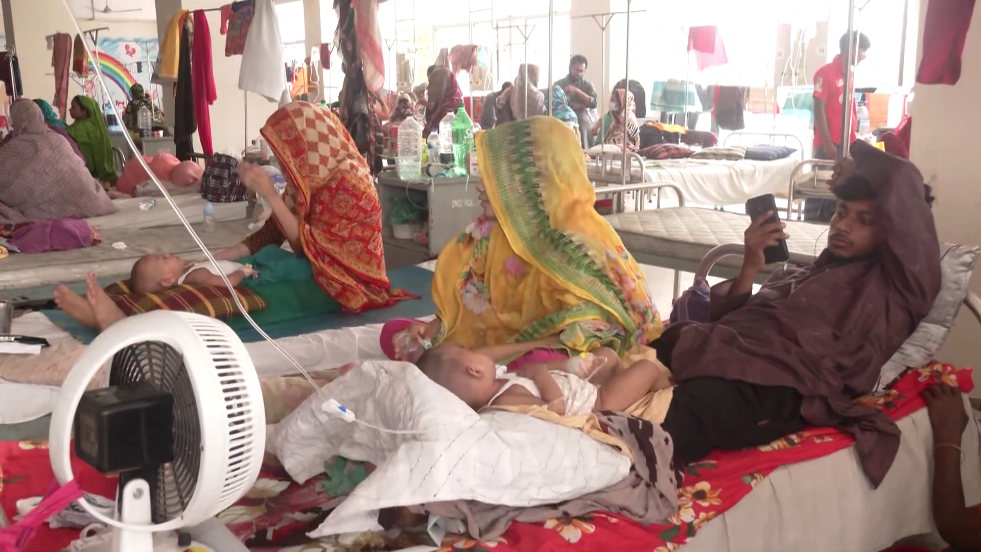 কমছে না হামের প্রকোপ, বাড়ছে নিউমোনিয়ার মতো জটিলতাও