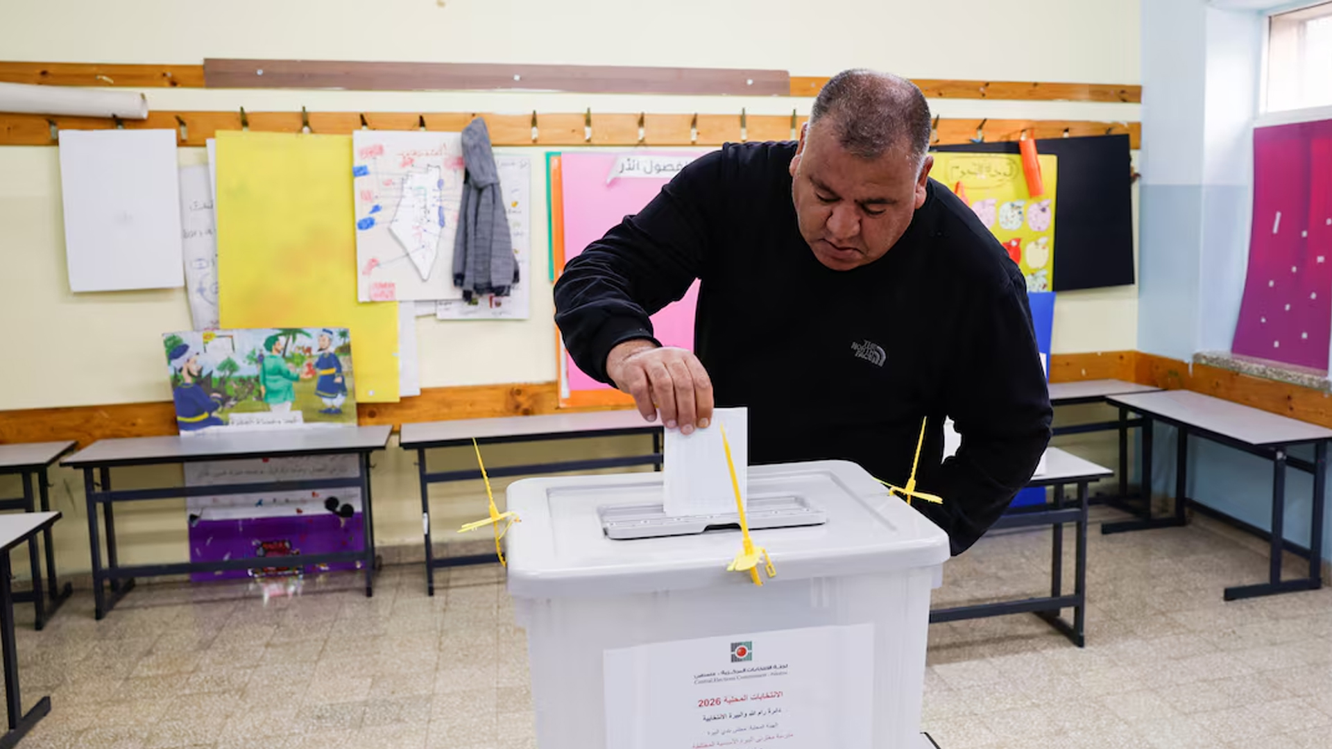 যুদ্ধ শুরুর পর প্রথমবার ভোট দিচ্ছে গাজাবাসী