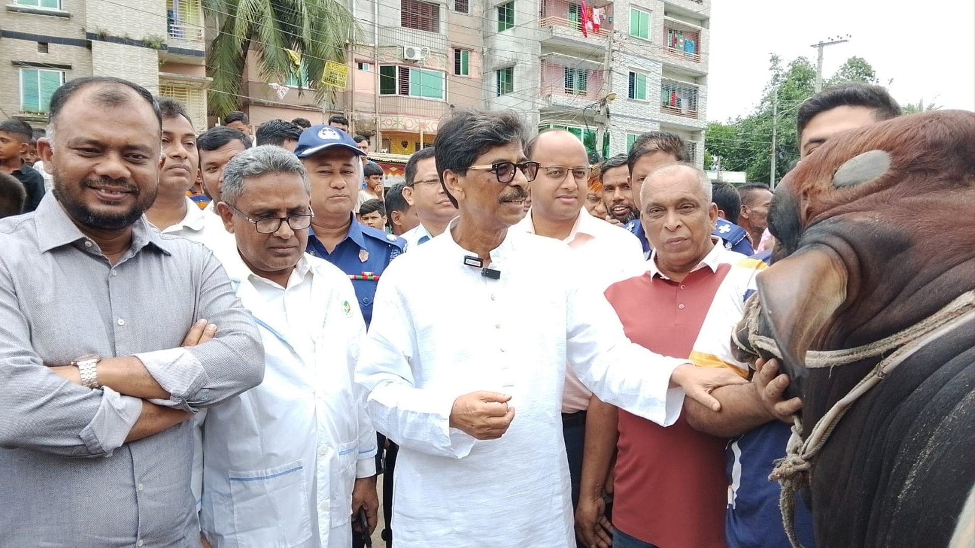 দেশে প্রায় ১ কোটি পশু কোরবানি হবে: প্রাণিসম্পদ মন্ত্রী