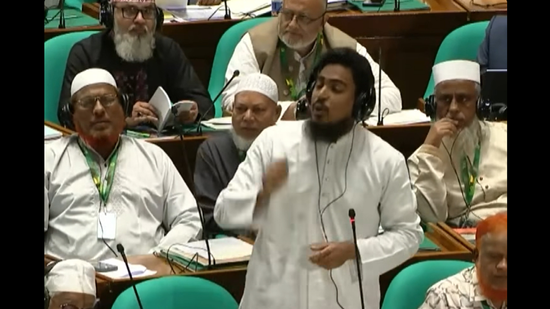 হাম দ্রুত নিয়ন্ত্রণে স্বাস্থ্যমন্ত্রীর পরিকল্পনা জানতে চাইলেন আখতার