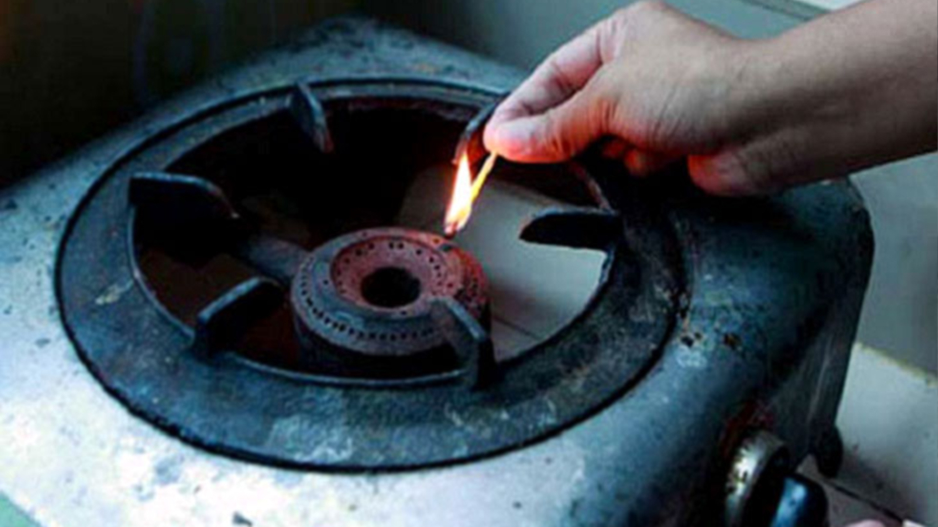 আজ রাত ১০টা থেকে যেসব এলাকায় ৪৮ ঘণ্টা গ্যাস থাকবে না