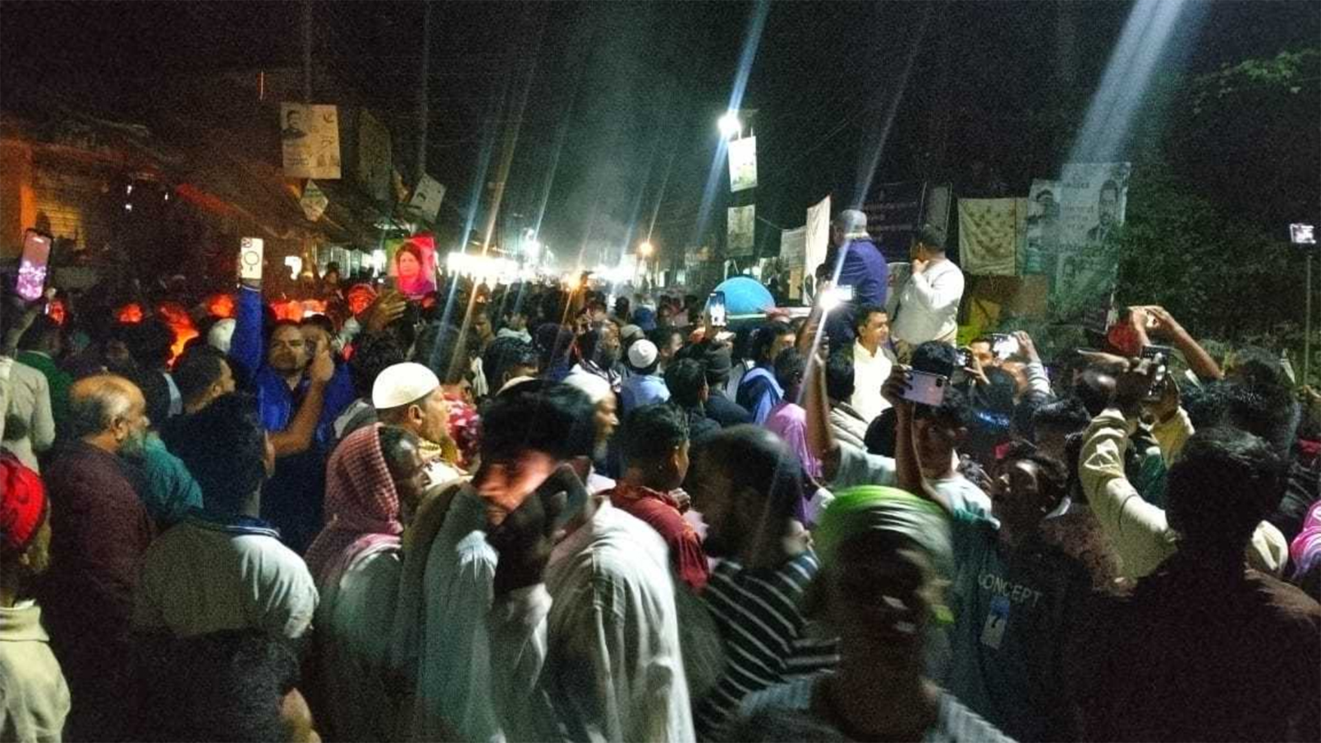 নোয়াখালীর হাতিয়ায় বিএনপির দুপক্ষের ধাওয়া-পাল্টা ধাওয়া