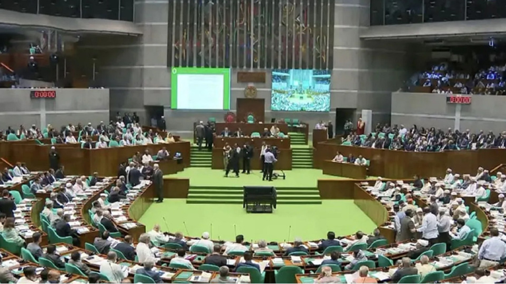 ফের অধিবেশনে ফিরলেন বিরোধীদলের এমপিরা