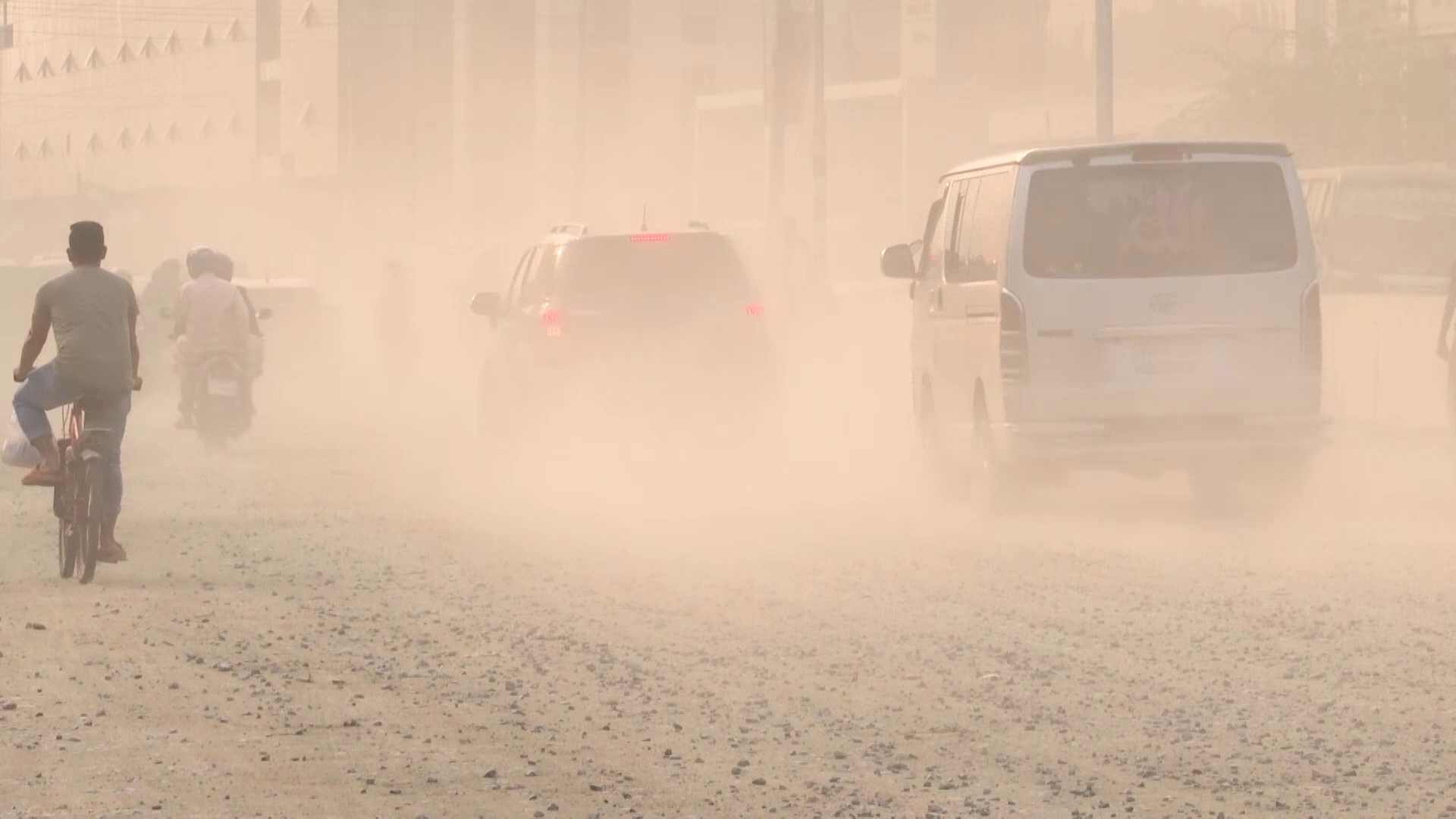 দূষিত শহরের তালিকায় শীর্ষে দিল্লি, ঢাকার বাতাসও ‘খুব অস্বাস্থ্যকর’