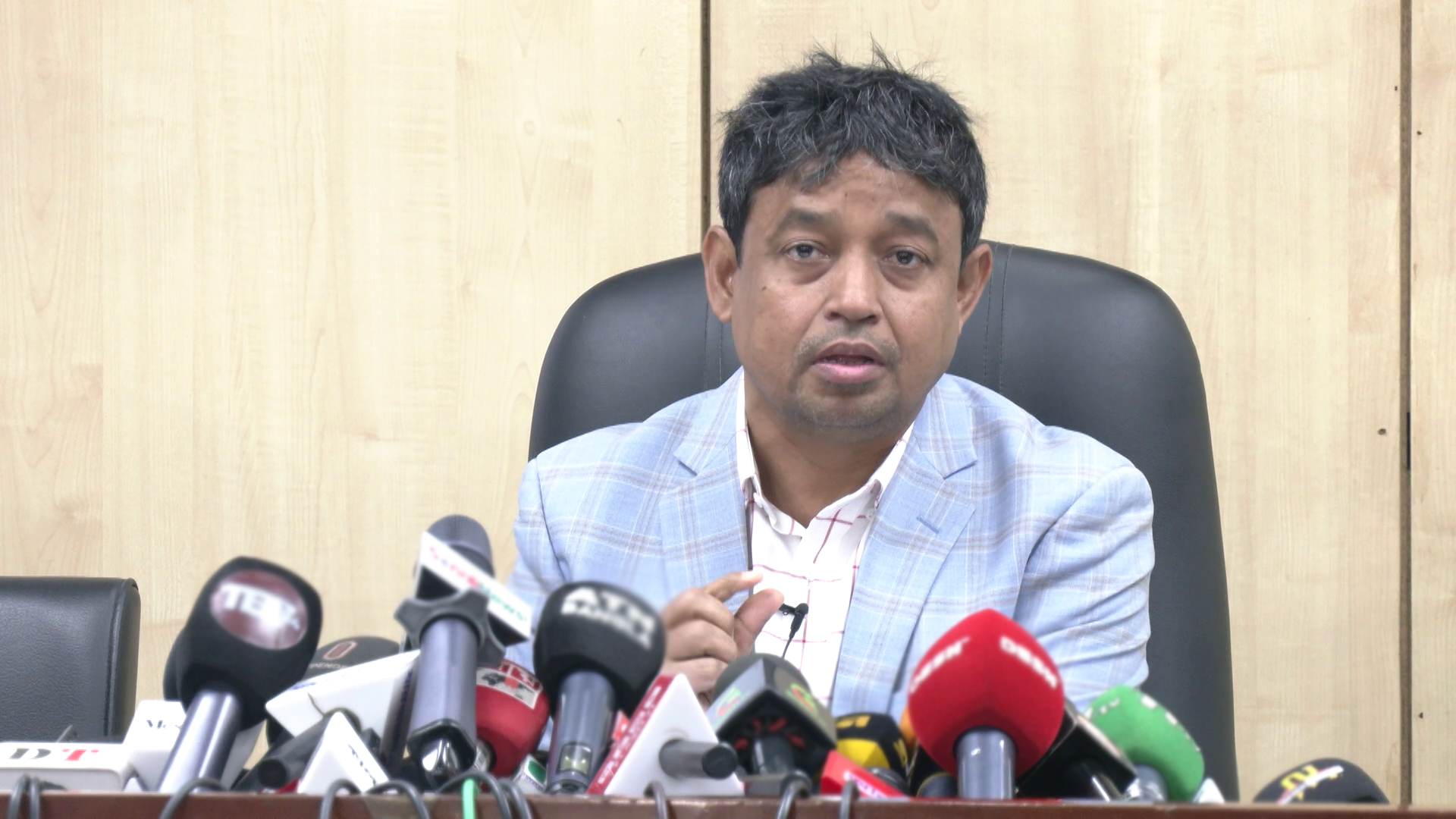 এবার ট্রাইব্যুনালে বিচারের মুখোমুখি হচ্ছেন ডিবির হারুন