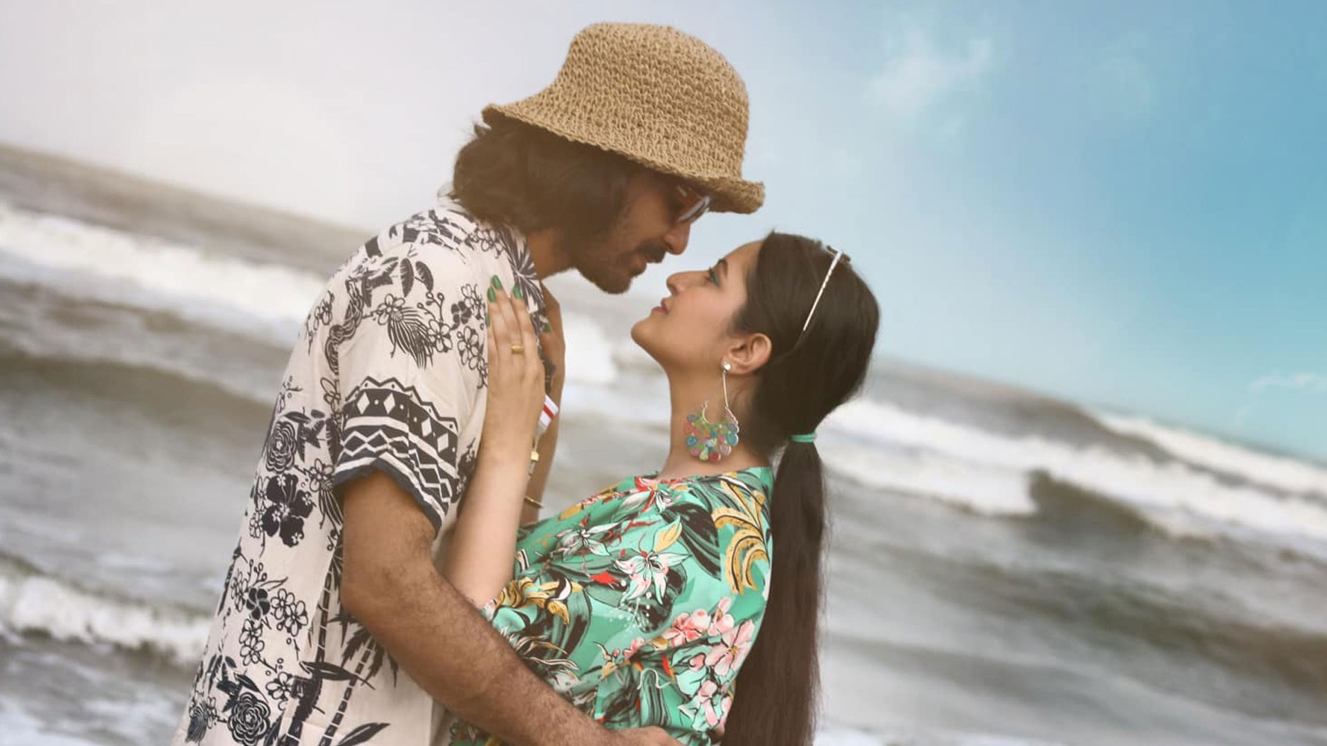 ঢাকাই সিনেমার আলোচিত দম্পতি পরীমণি ও শরিফুল রাজ। ফেসবুক থেকে সংগৃহীত