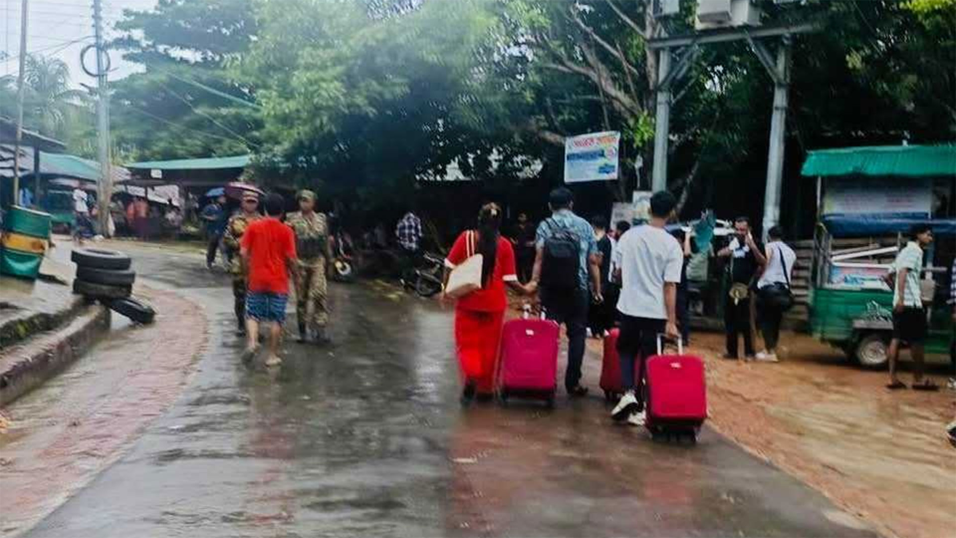 দীঘিনালা-সাজেক সড়কের