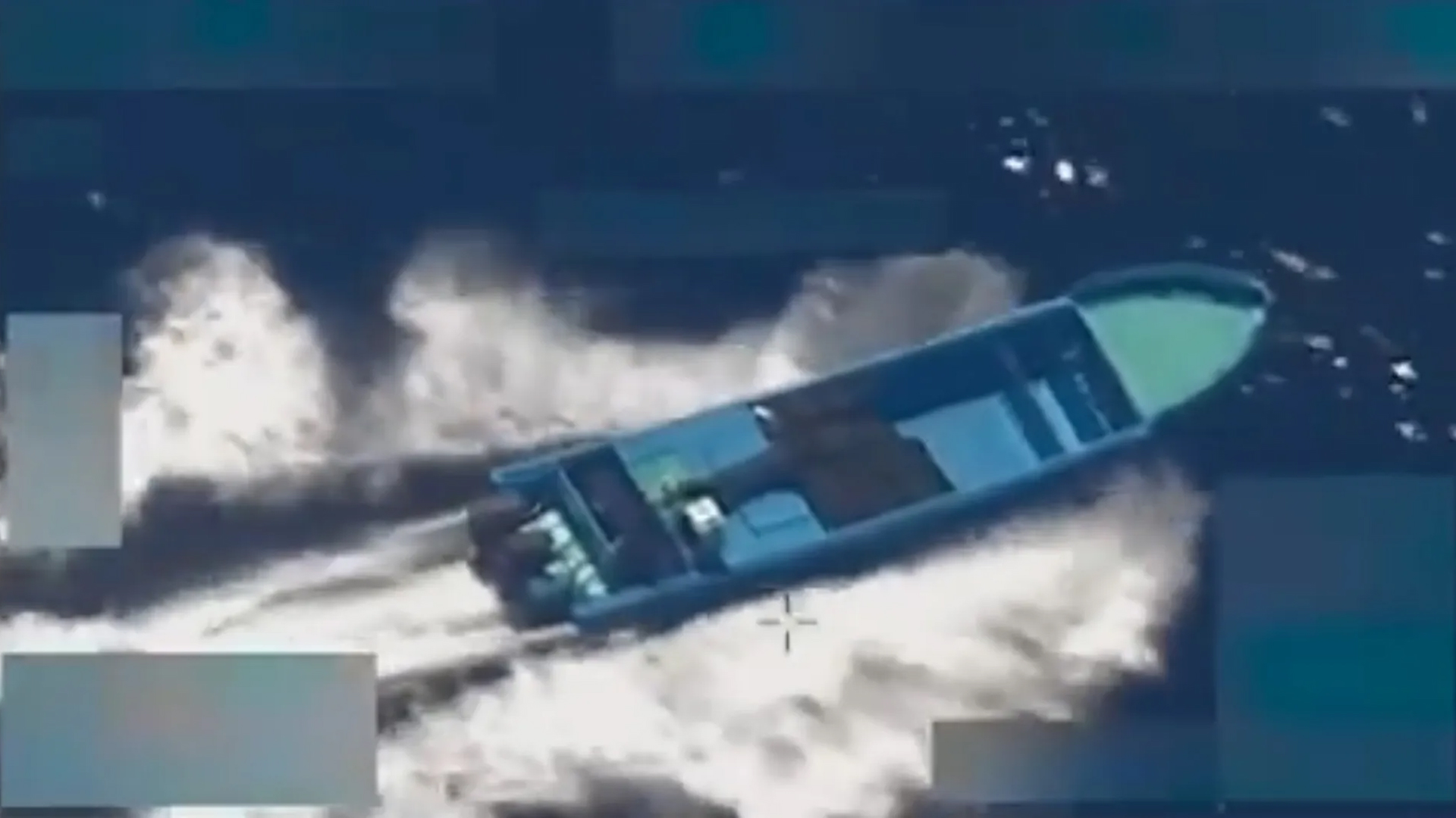 প্রশান্ত মহাসাগরে নৌযানে মার্কিন হামলায় নিহত তিন