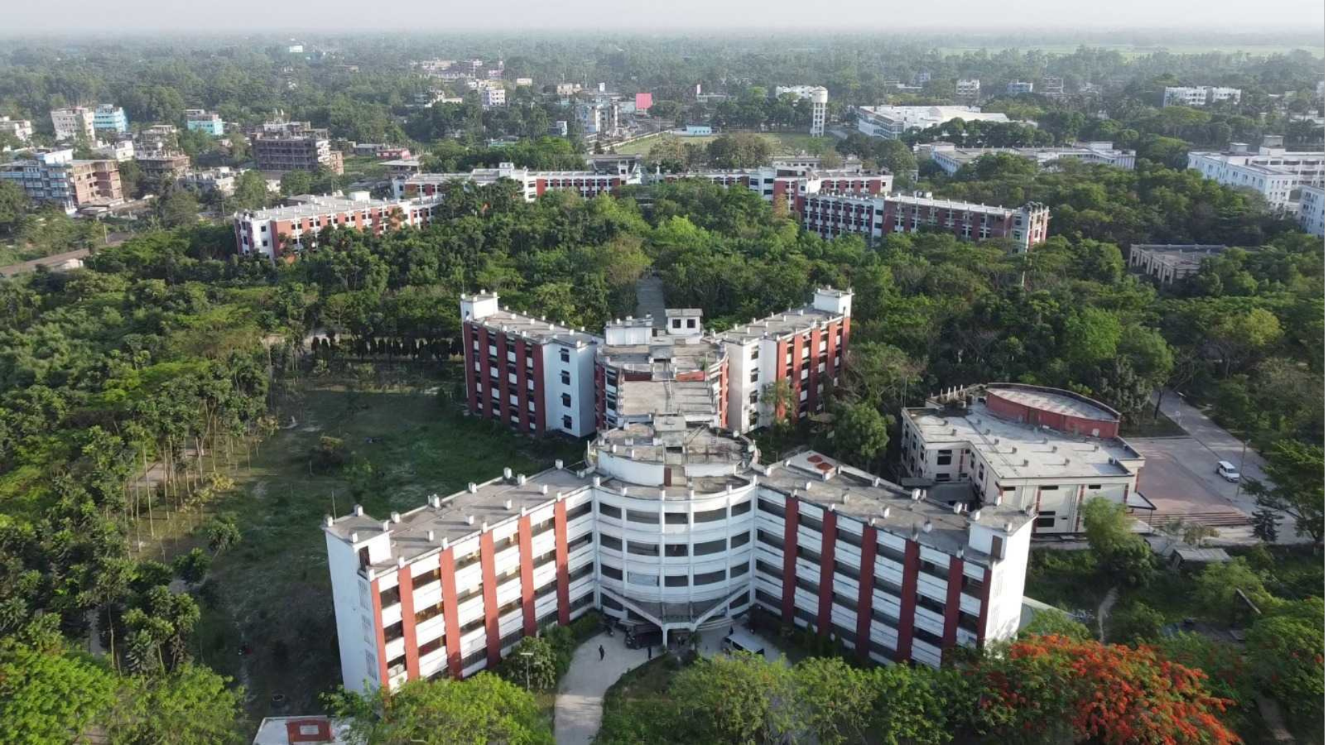উত্তরের উচ্চশিক্ষায় হলের সিট সোনার হরিণ