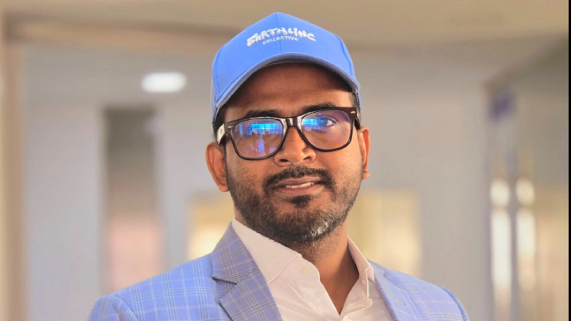 মধ্যরাতে সাংবাদিককে ডিবি পরিচয়ে বাসা থেকে নিয়ে যাওয়ার অভিযোগ