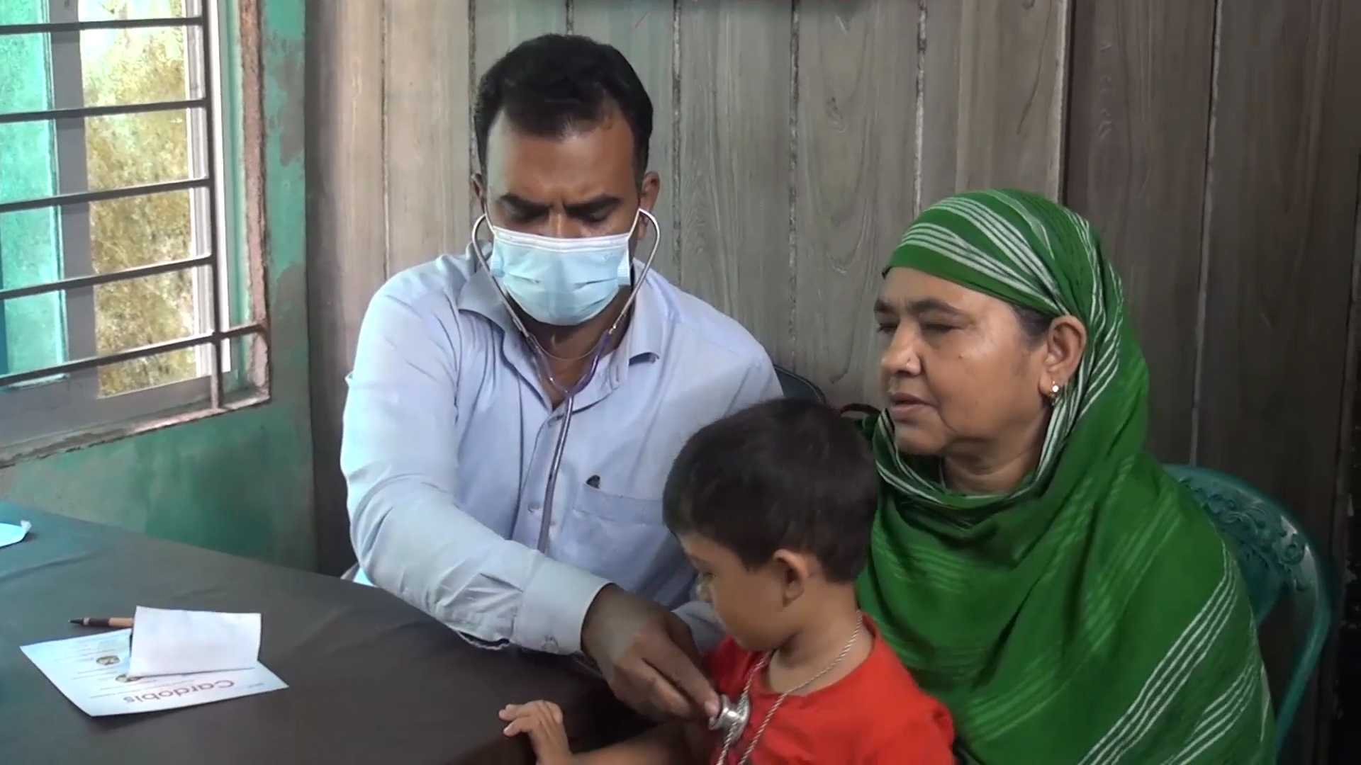 এক চিকিৎসকের ওপর কাউখালীর দেড় লাখ মানুষের চিকিৎসা ভার