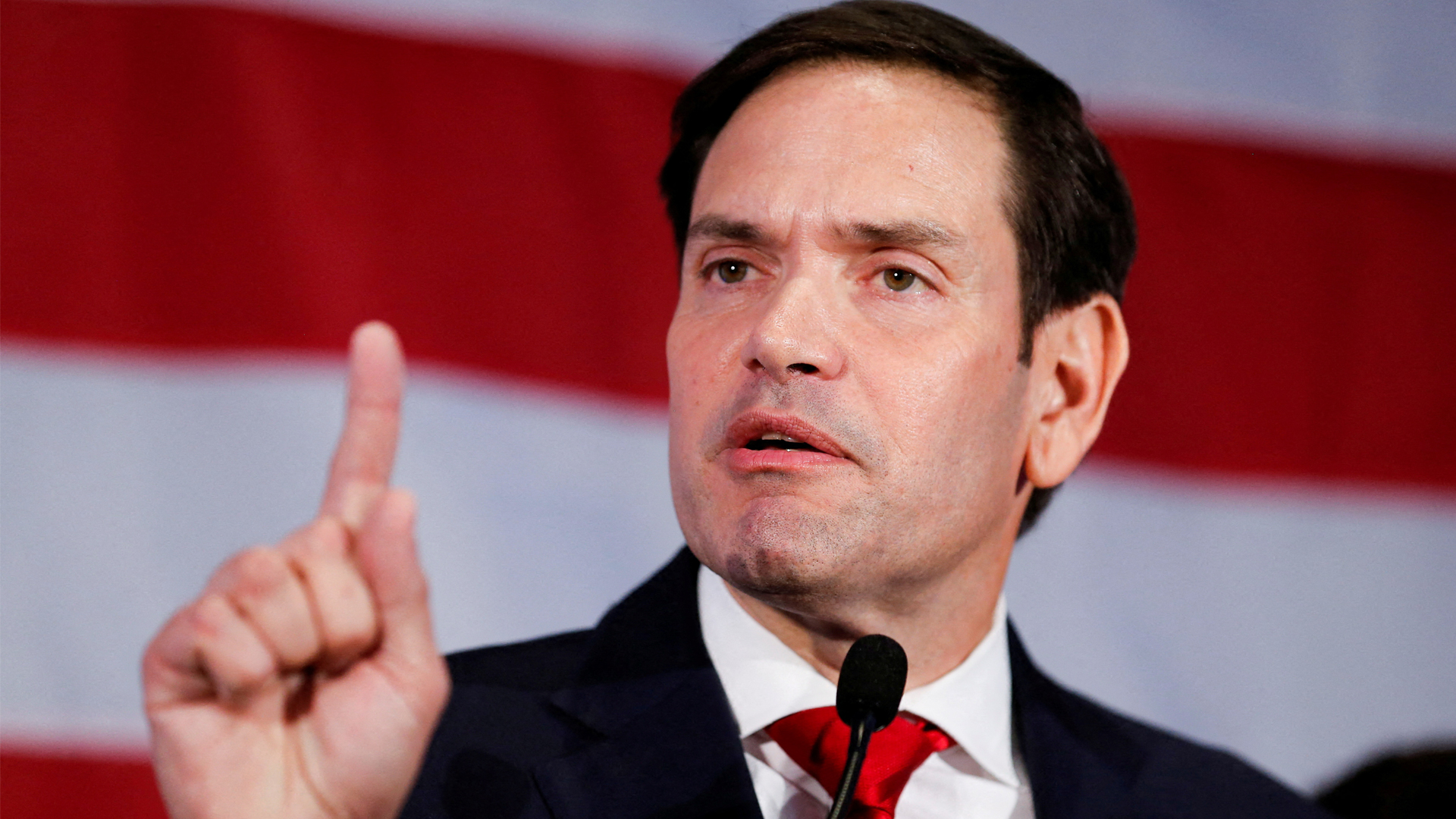 ইরানে শাসন পরিবর্তন হলে নেতৃত্ব কে নেবে, উত্তর নেই যুক্তরাষ্ট্রের কাছে!