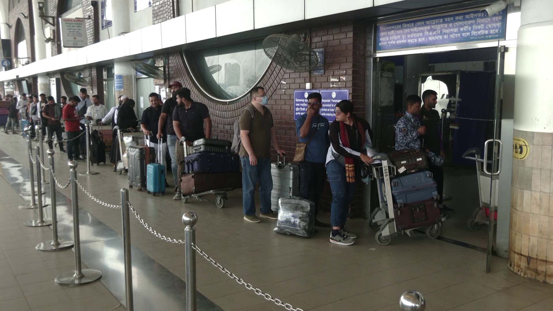 আজও ২৫টি ফ্লাইট বাতিল, ৫ দিনে মোট ১৭৩