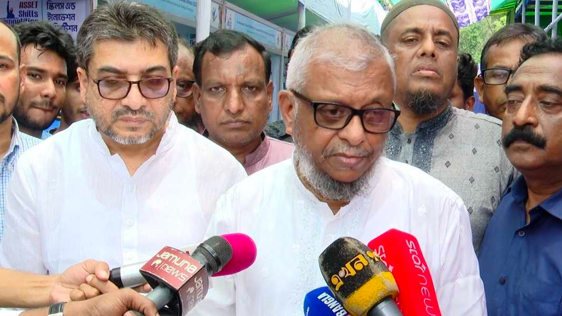 মধ্যপ্রাচ্যে স্থবিরতায় বিকল্প শ্রমবাজার খুঁজছে সরকার: প্রবাসী কল্যাণমন্ত্রী