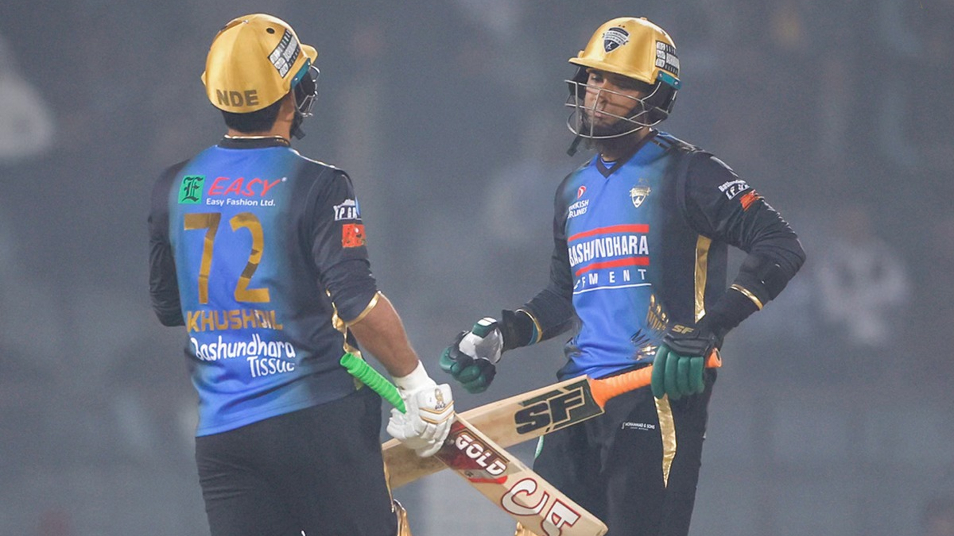 মাহমুদউল্লাহর ফিফটি আর খুশদিলের আগ্রাসী ইনিংসে চ্যালেঞ্জিং পুঁজি রংপুরের