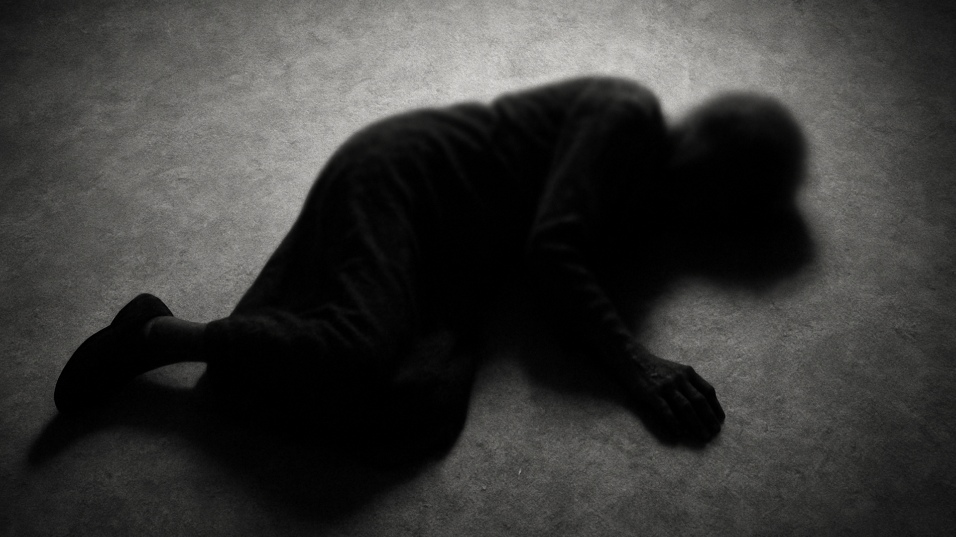 মমতাজ বেগমকে মুখমণ্ডল থেঁতলে হত্যা করলো কে?