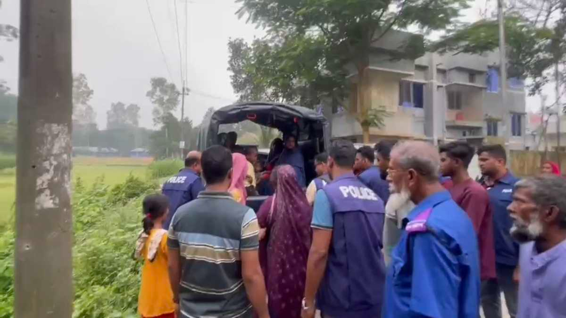 কিশোরগঞ্জে মাদক ব্যবসার নিয়ন্ত্রণ নিতে  যুবককে হত্যা, আটক ৫
