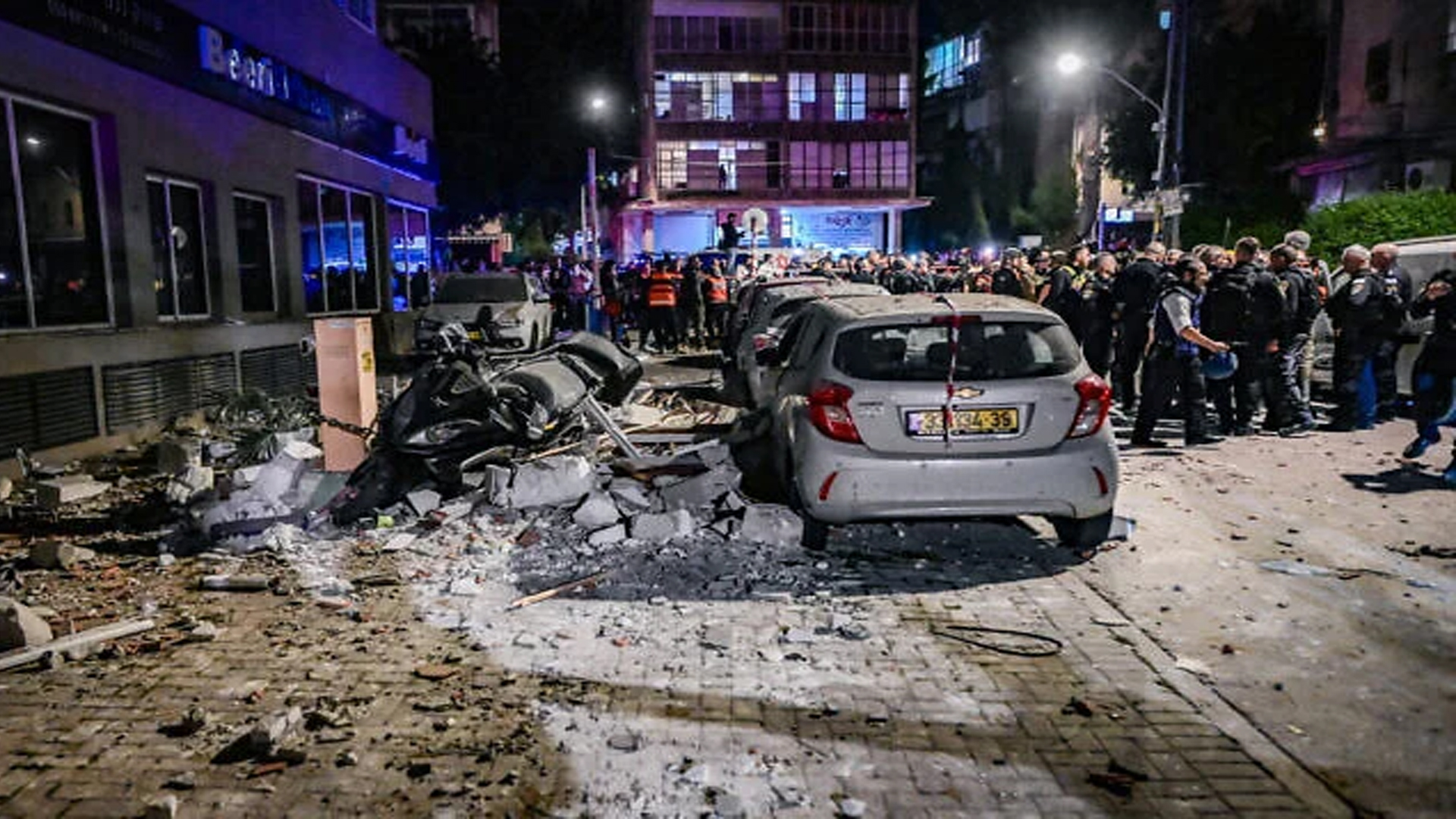 ইরানের বিরুদ্ধে যুদ্ধের কারণে যুক্তরাষ্ট্রে অস্ত্র রপ্তানি বন্ধ করল সুইজারল্যান্ড