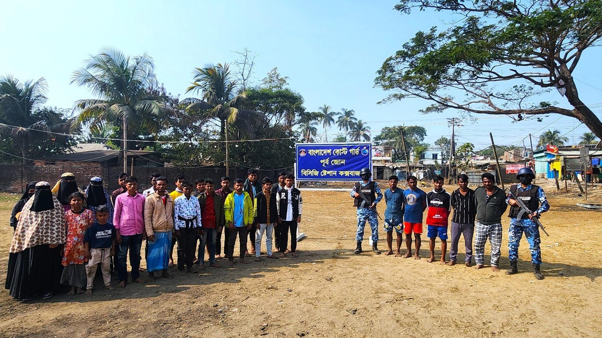 সমুদ্রপথে মালয়েশিয়া পাচার: বন্দি ২০ জনকে উদ্ধার, আটক ৫