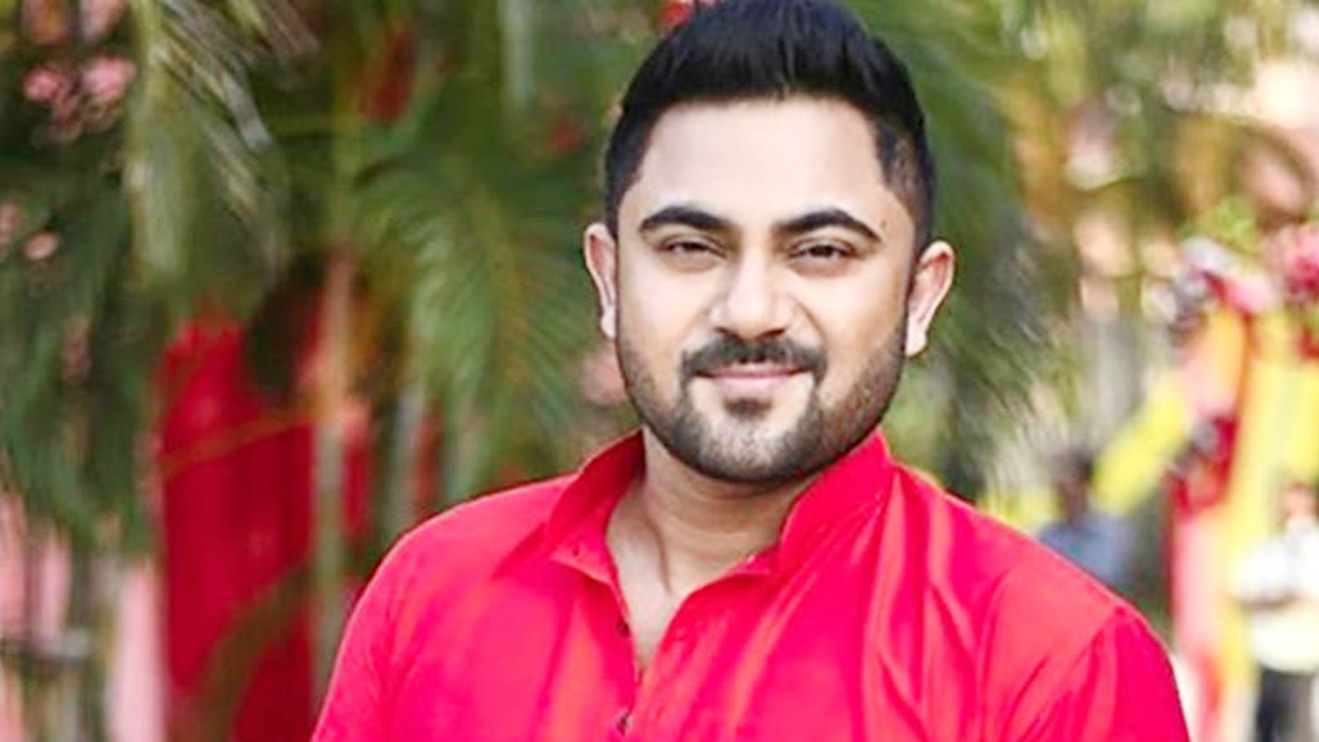 নির্বাচনের আগেই আইনি জালে অভিনেতা সোহম