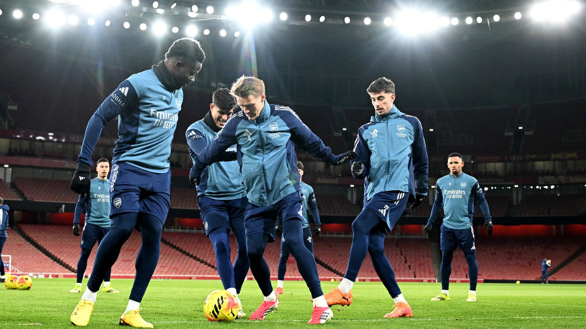 আর্সেনাল ও ম্যানচেস্টার ইউনাইটেডের ম্যাচসহ খেলার সূচি