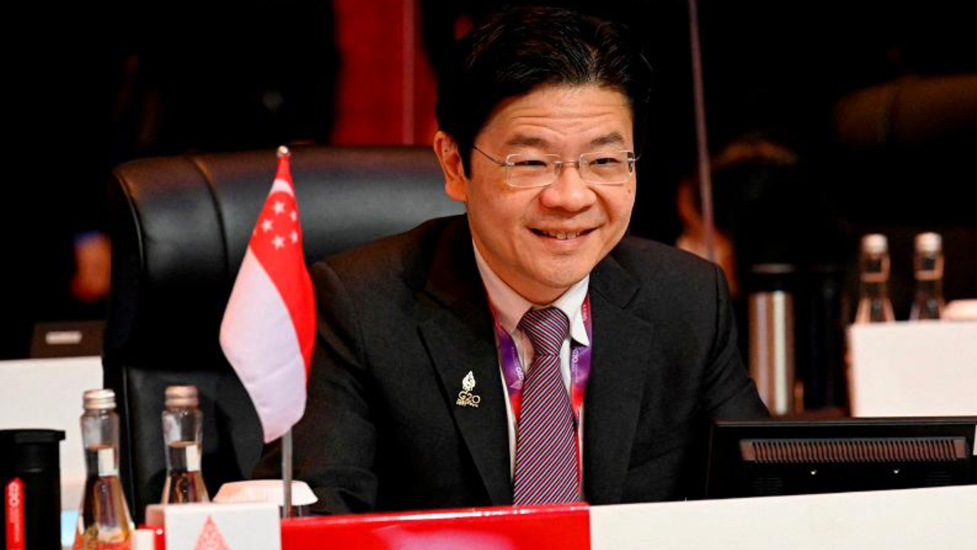 সিঙ্গাপুরের নতুন প্রধানমন্ত্রী কে এই লরেন্স ওং