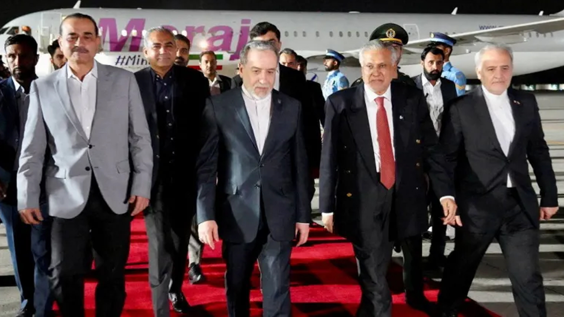 রাশিয়ার উদ্দেশে রওনা হয়েছেন ইরানের পররাষ্ট্রমন্ত্রী