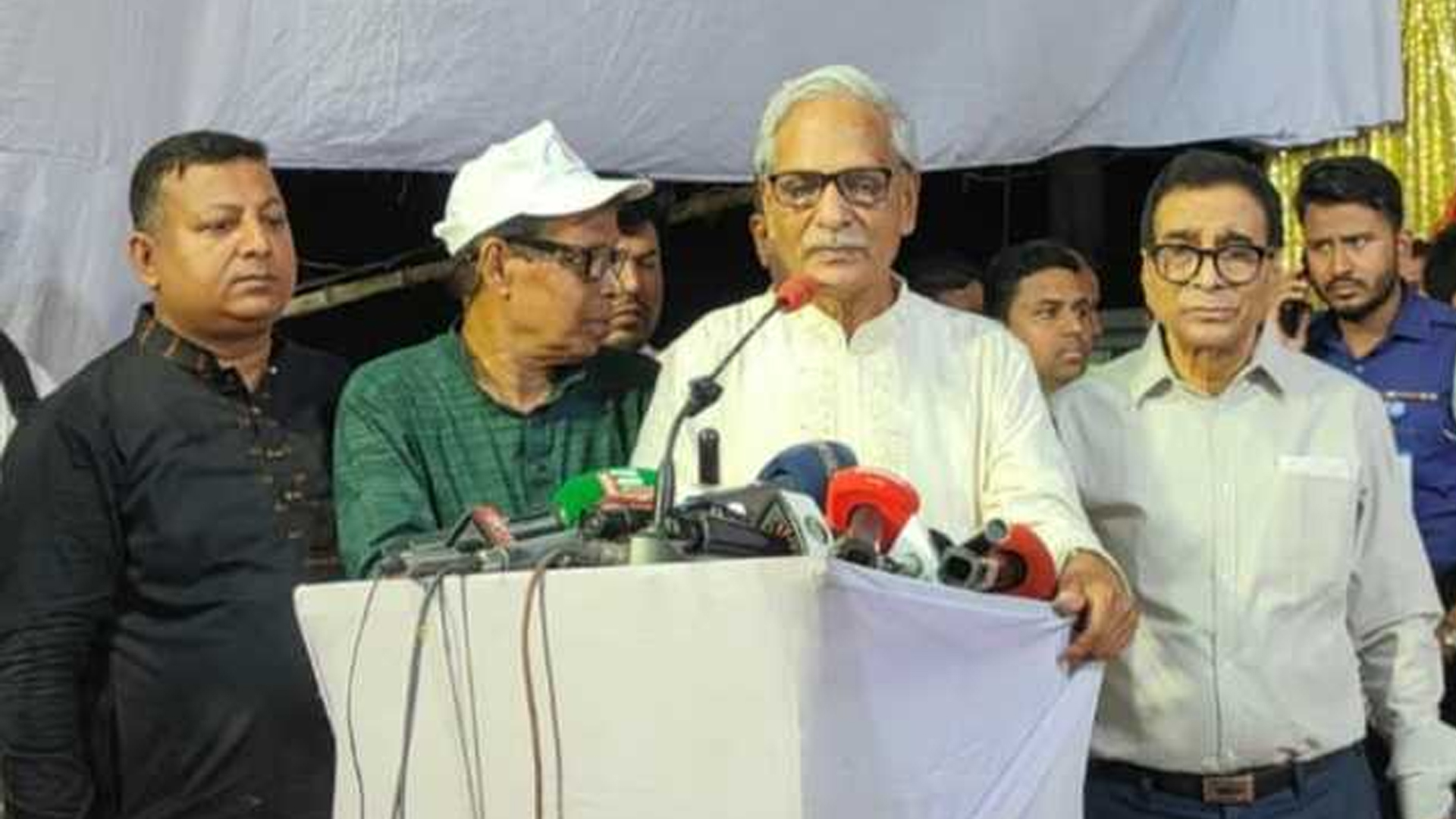 লাঙ্গলবন্দের তীর্থস্থানকে হেরিটেজ করতে সংস্কৃতিমন্ত্রীর উদ্যোগ