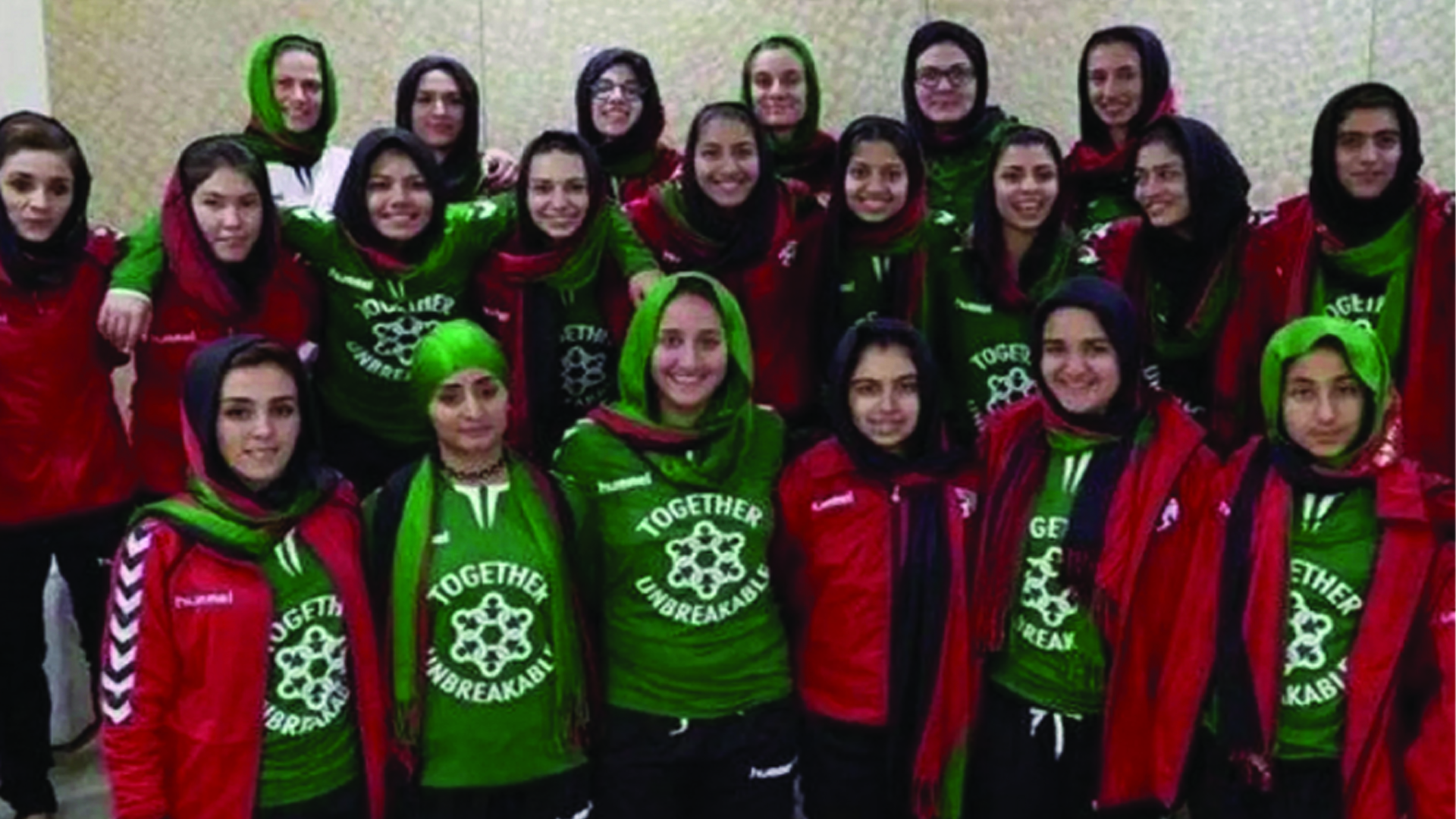 Mast Xotin Anal Onlayn tomosha qiling Busty lezbiyenler bir-biriga qarshi ishqalab