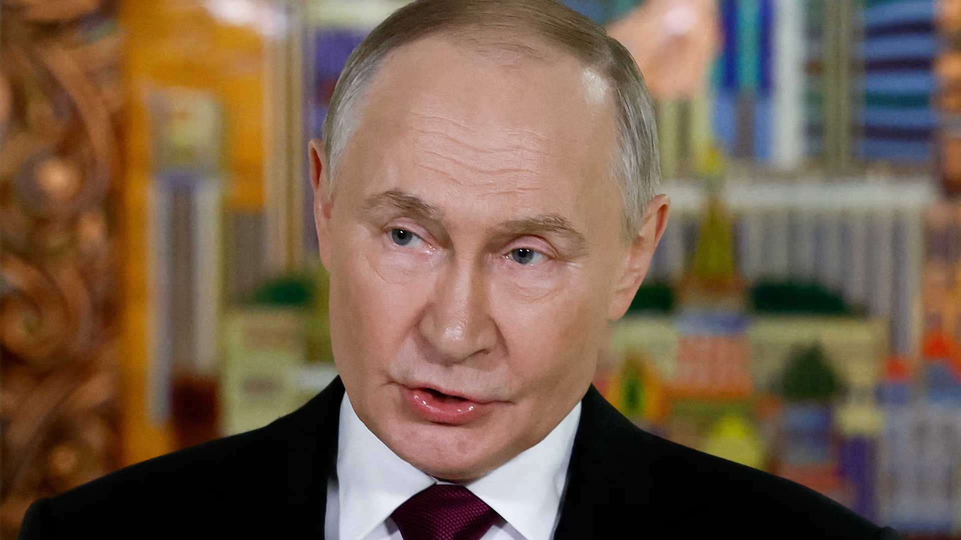 ইউক্রেনের আরও জমি দখলের হুঁশিয়ারি পুতিনের - Bangla24.Top