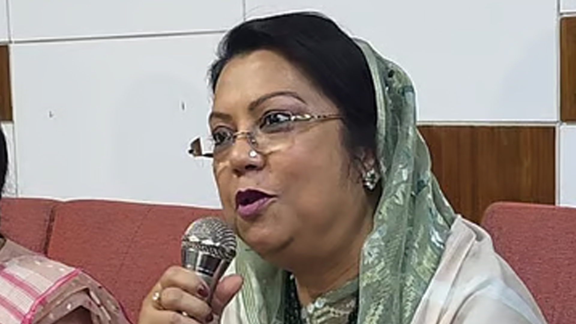 জাপান কনসোর্টিয়ামকে থার্ড টার্মিনাল পরিচালনার দায়িত্ব দিতে চায় সরকার: বিমানমন্ত্রী