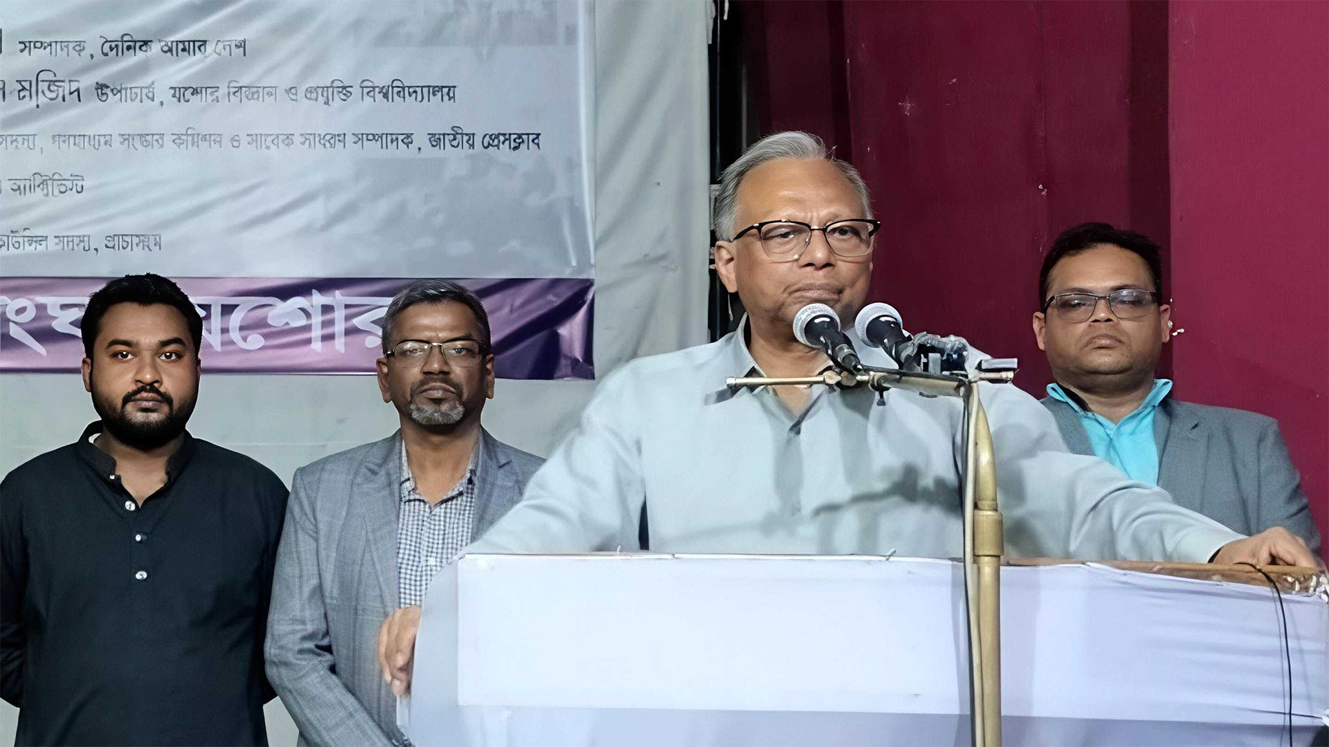 ভারতের দালালদের ছাড় দেয়া হবে না: মাহমুদুর রহমান