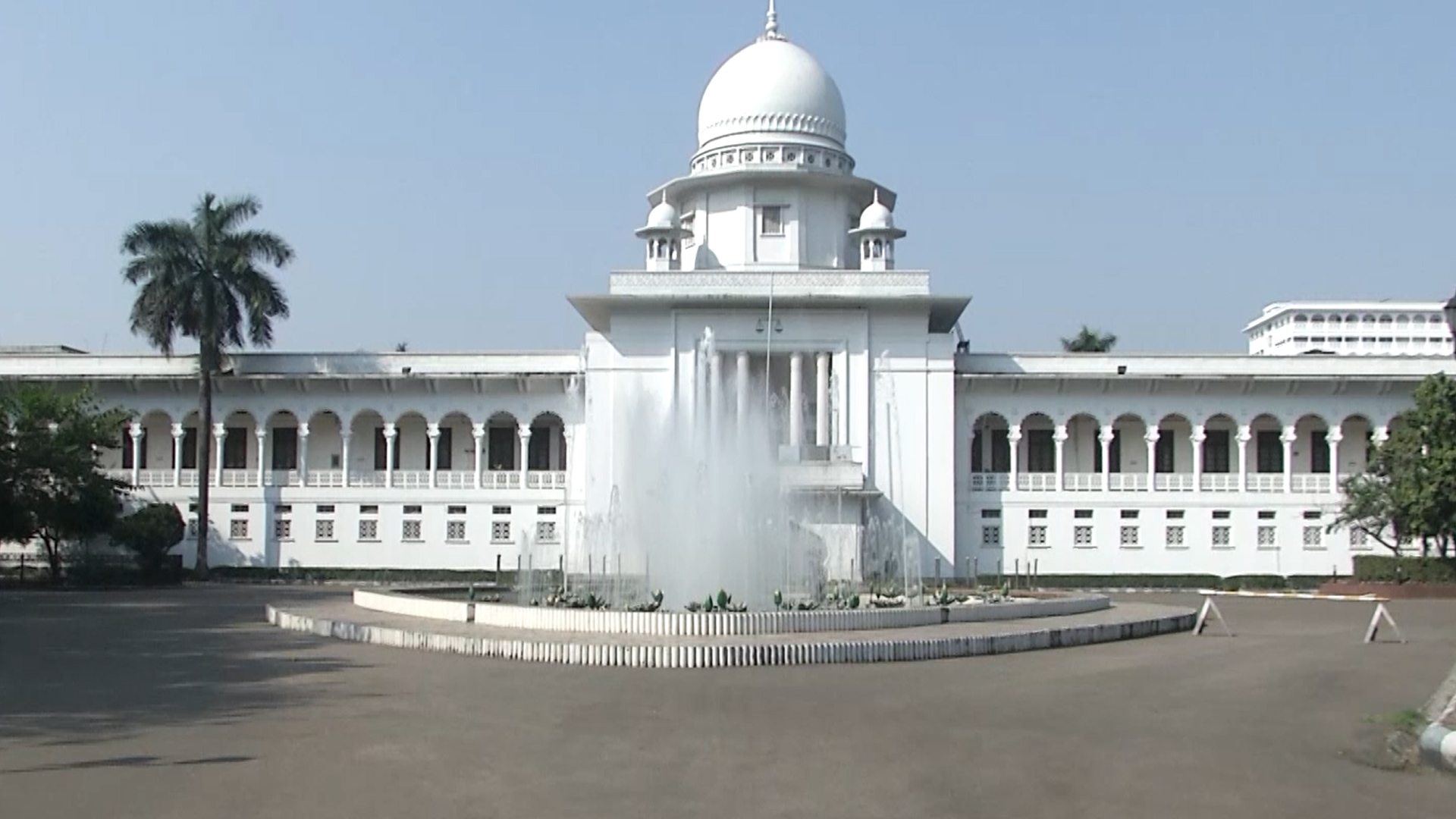 মৃত্যুদণ্ডপ্রাপ্ত আওয়ামী লীগ নেতা মোবারক খালাস