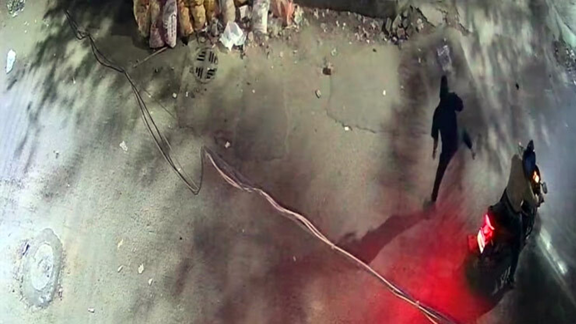 মোহাম্মদপুর প্রিপারেটরি স্কুলে পেট্রোল বোমা নিক্ষেপ