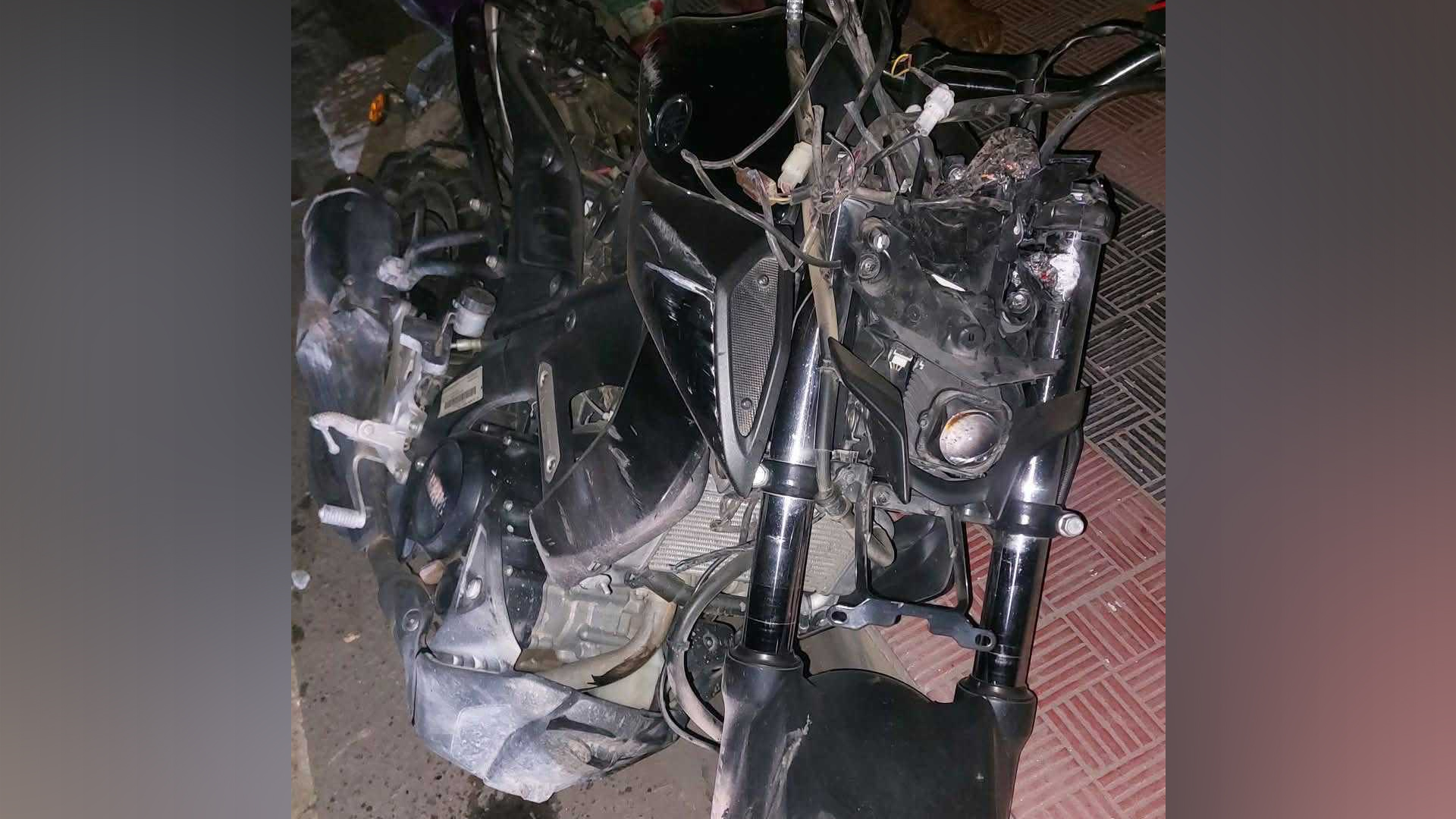 টাঙ্গাইলে মোটরসাইকেল নিয়ন্ত্রণ হারিয়ে দেয়ালে ধাক্কা, ২ যুবকের মৃত্যু