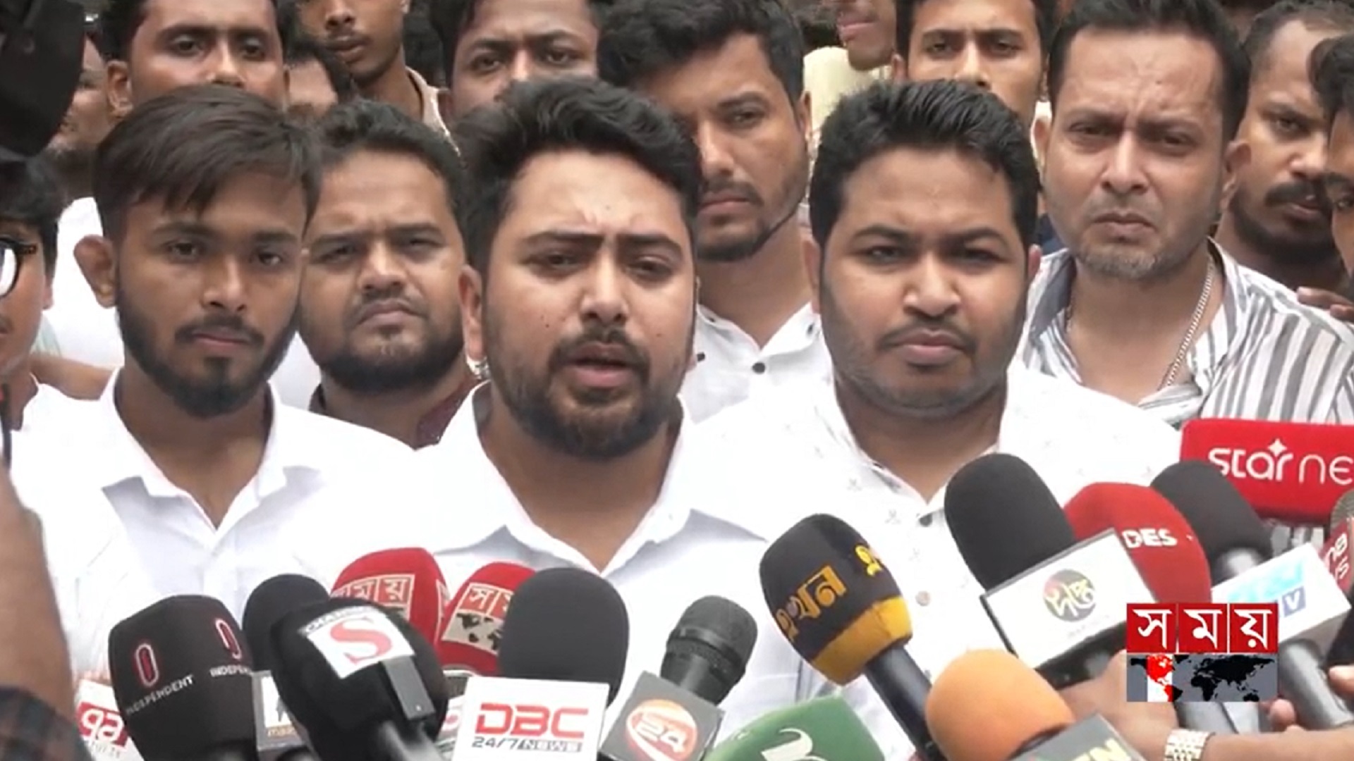 ১৫ নভেম্বরের মধ্যে এনসিপির প্রার্থী ঘোষণা করা হবে: নাহিদ