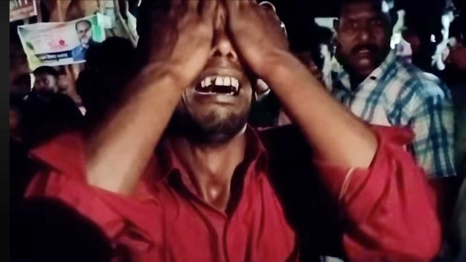 বকশিগঞ্জে পুলিশ পরিচয়ে ইজিবাইক ছিনতাই