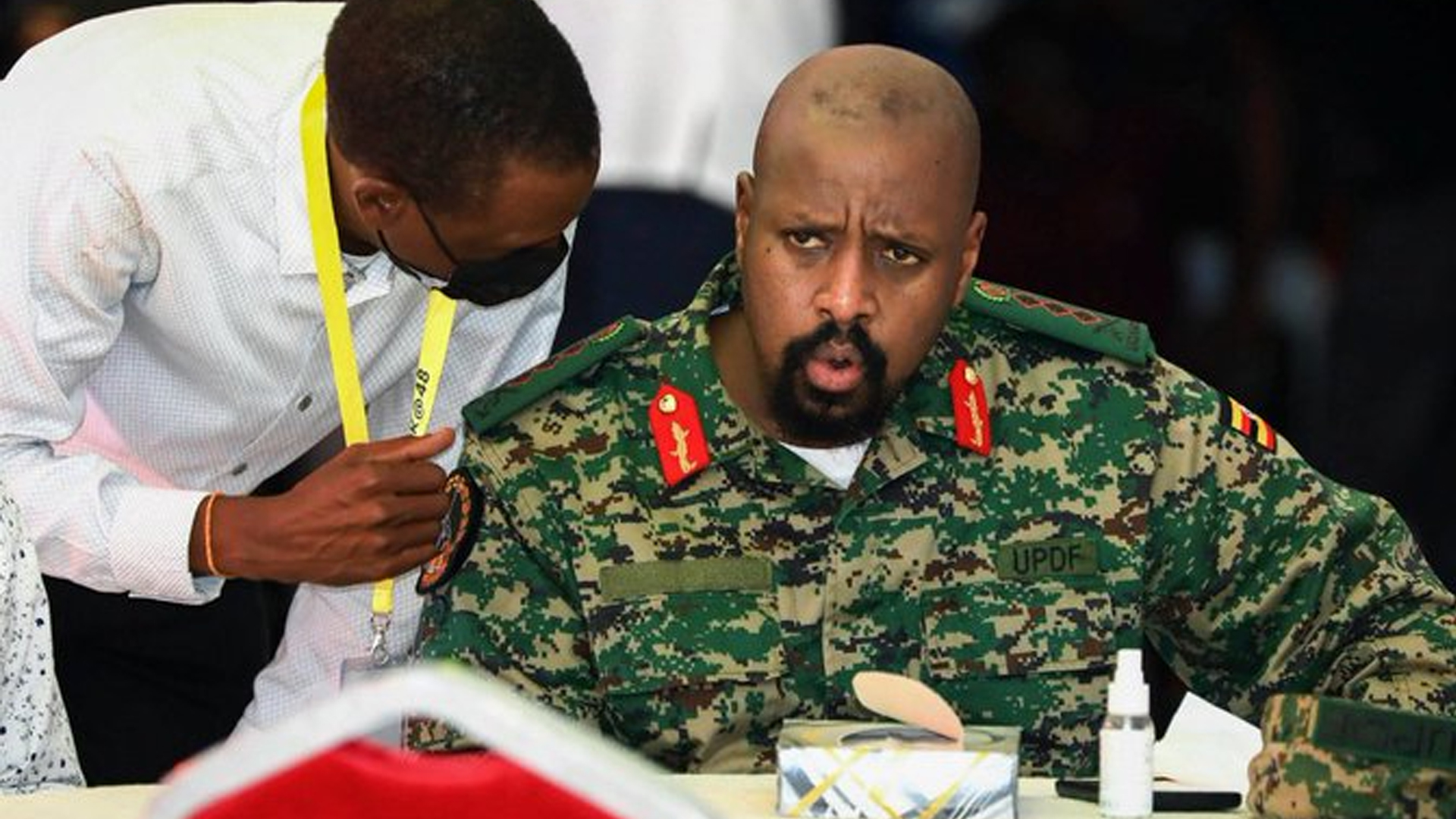 ইসরাইলের পক্ষে ইরানের বিরুদ্ধে লড়াইয়ের ঘোষণা উগান্ডার সেনাপ্রধানের