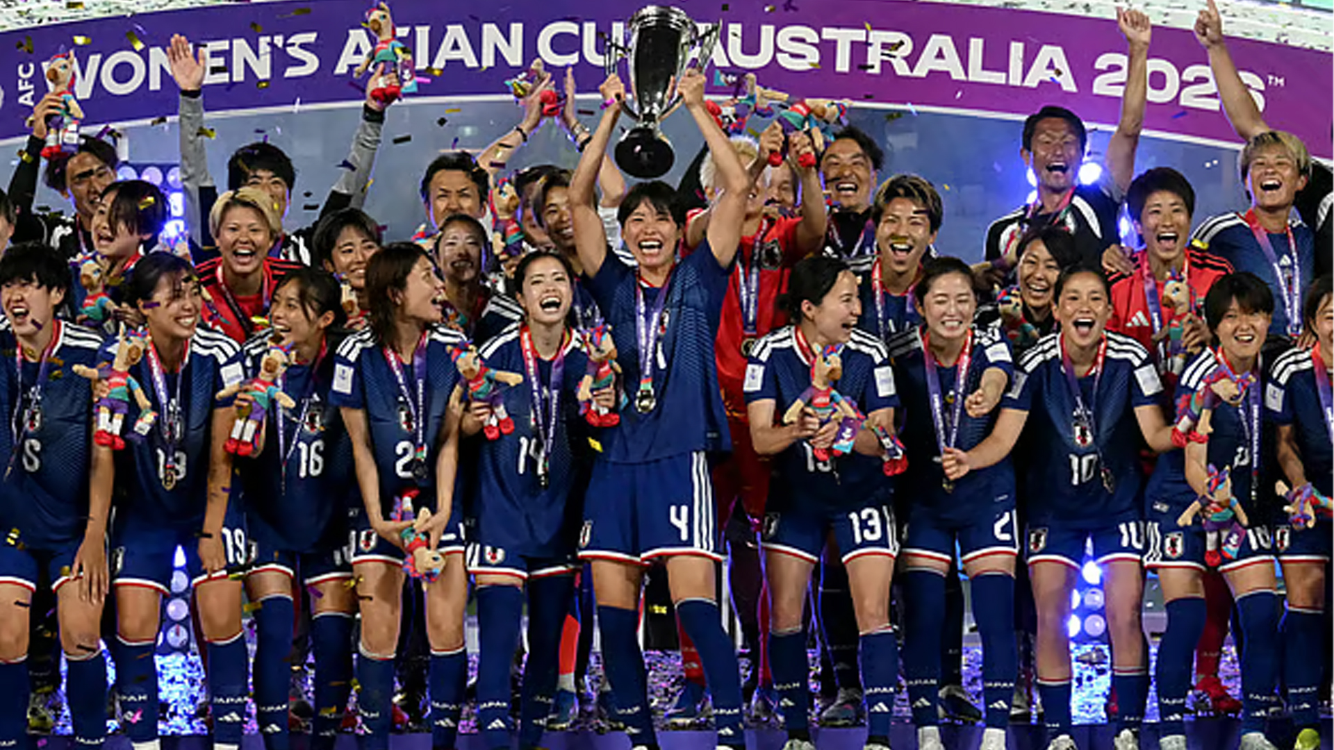 অস্ট্রেলিয়াকে কাঁদিয়ে নারী এশিয়ান কাপ চ্যাম্পিয়ন জাপান