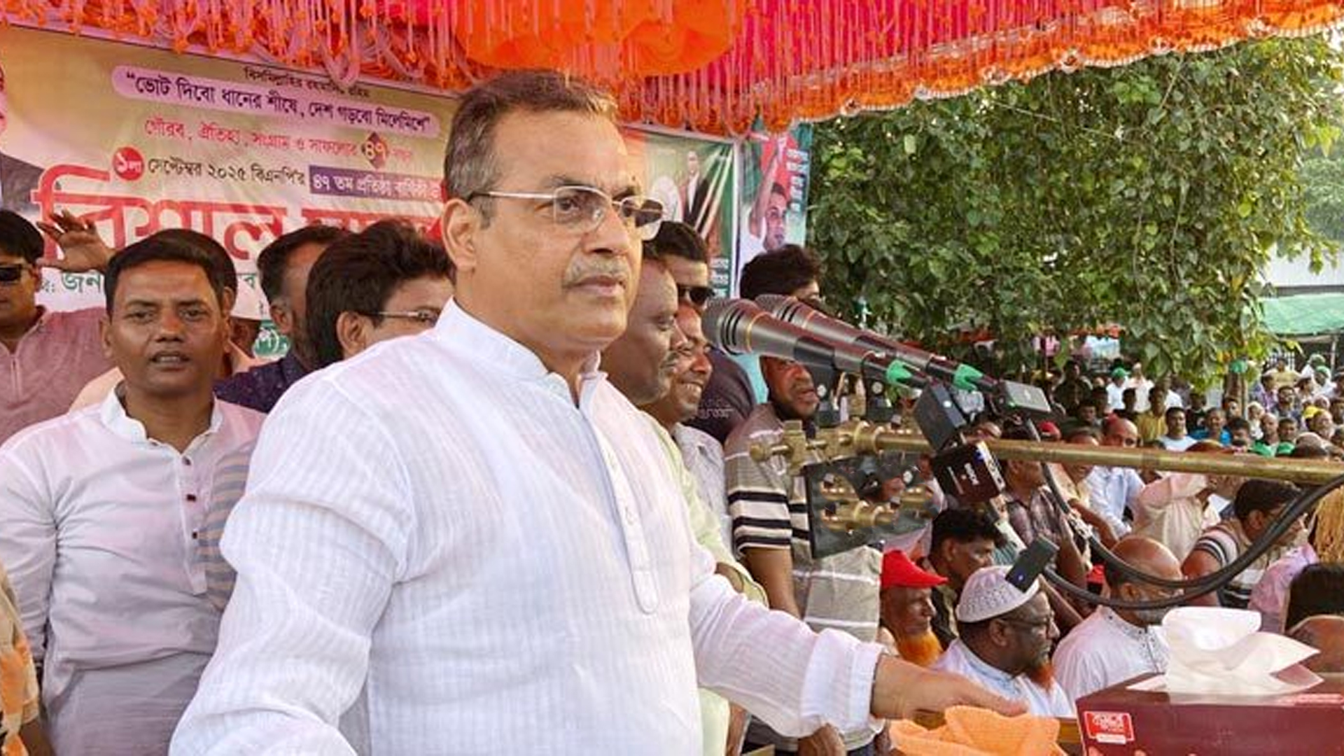 দেশি-বিদেশি চক্রান্তে নির্বাচন বিলম্বিত করতে জাতীয় পার্টির অফিসে আগুন