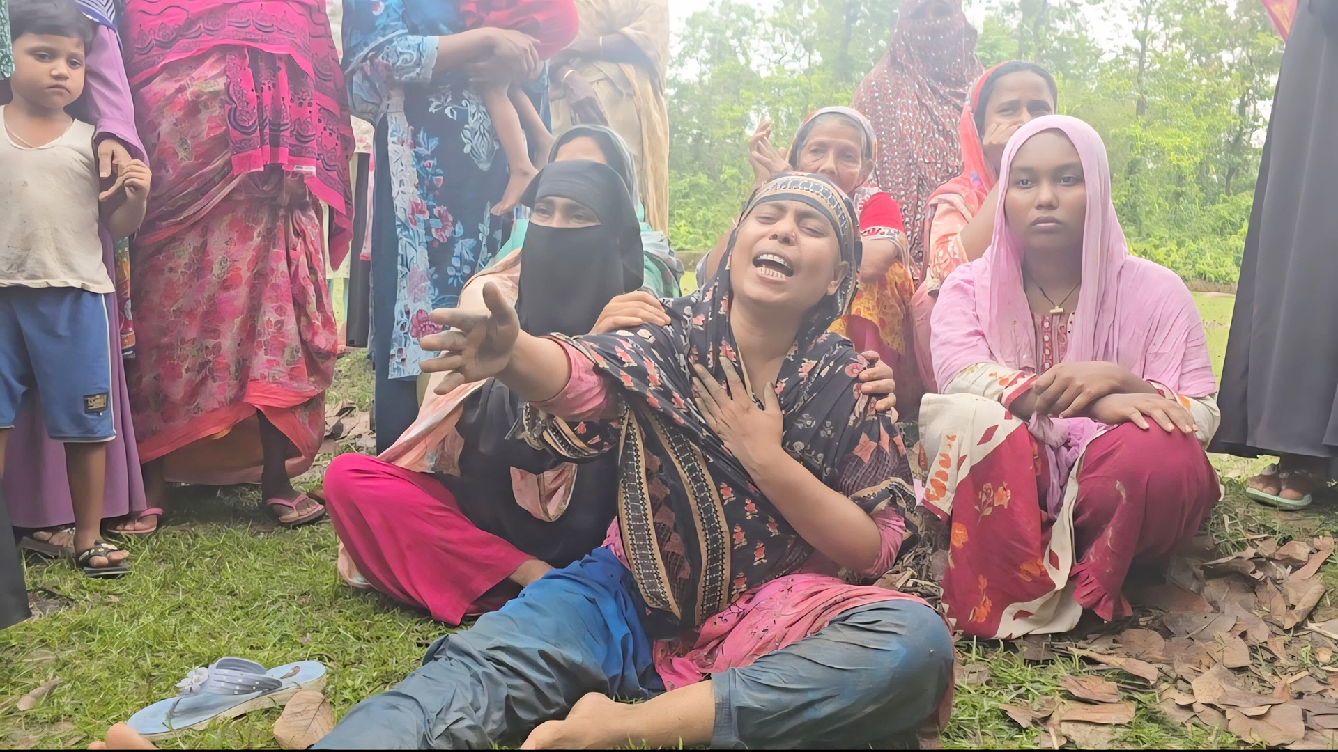 গাজীপুরে অটোরিকশা চালককে গলা কেটে হত্যা
