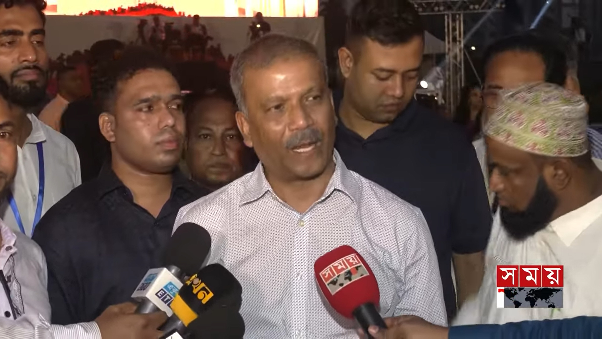 জুলাই সনদ স্বাক্ষরের পর যা বললেন আসিফ নজরুল