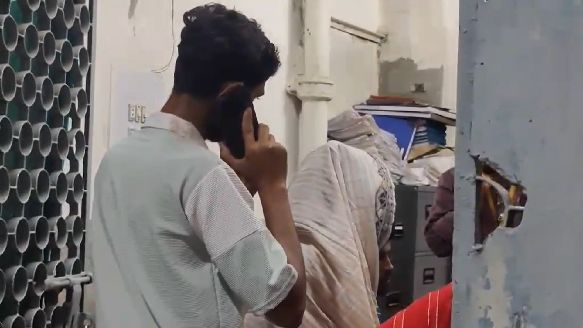 কামরাঙ্গীরচরে বাসার সামনে খেলার সময় অটোরিকশার ধাক্কায় প্রাণ গেল শিশুর