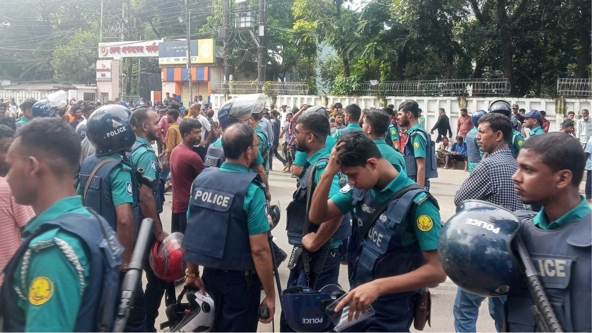 সিলেটে চলছে বিশেষ অভিযান: দুই দিনে ২২২ যানবাহন আটক, মামলা ৯৪