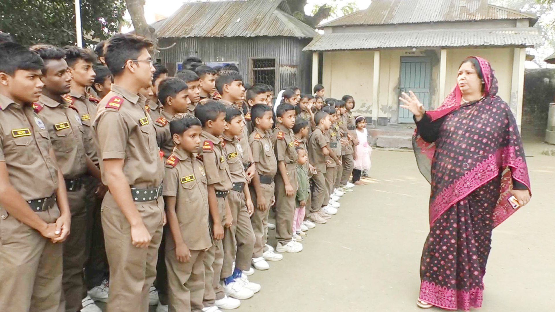 Rokkoning qinining toliq ekranli pornosi