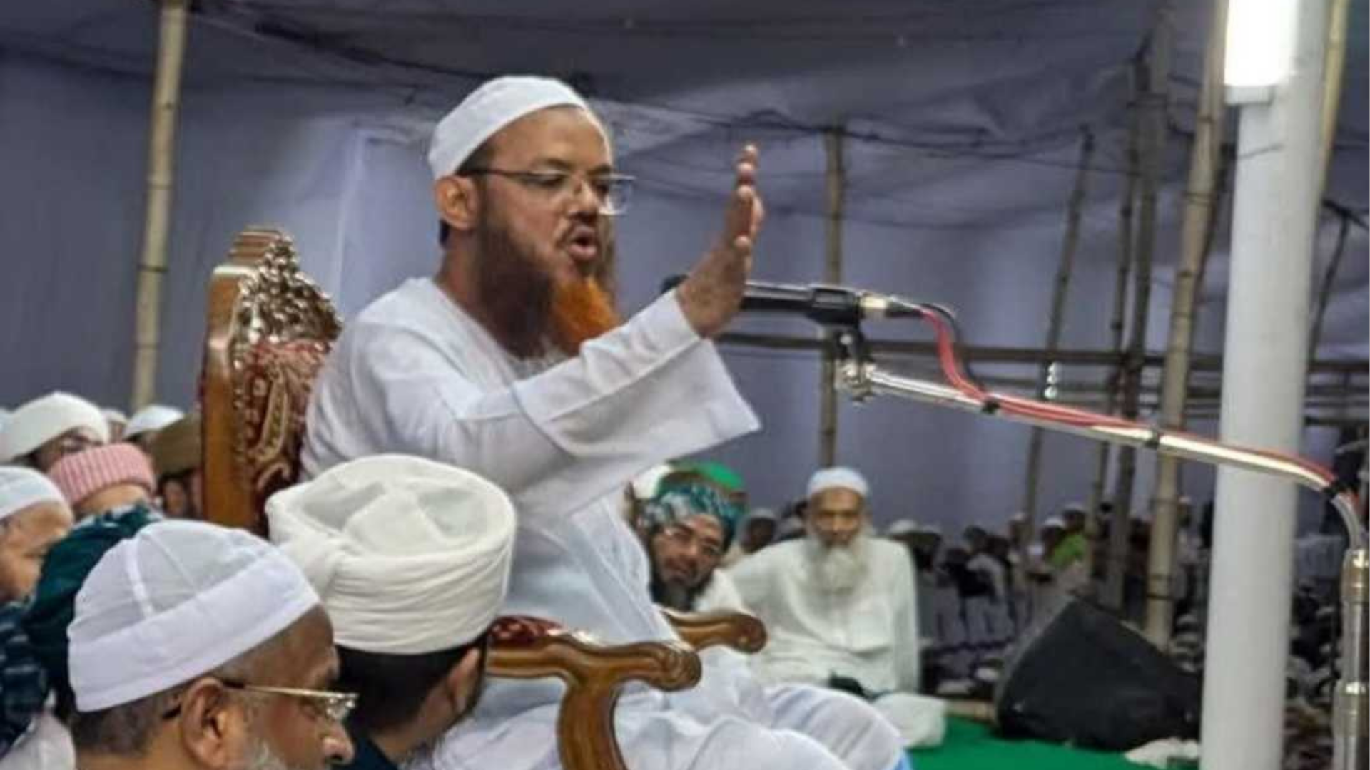 দুনিয়ায় শান্তি ও আখেরাতে মুক্তির জন্য আল্লাহর ভয় জরুরি: মুফতি ফয়জুল করীম