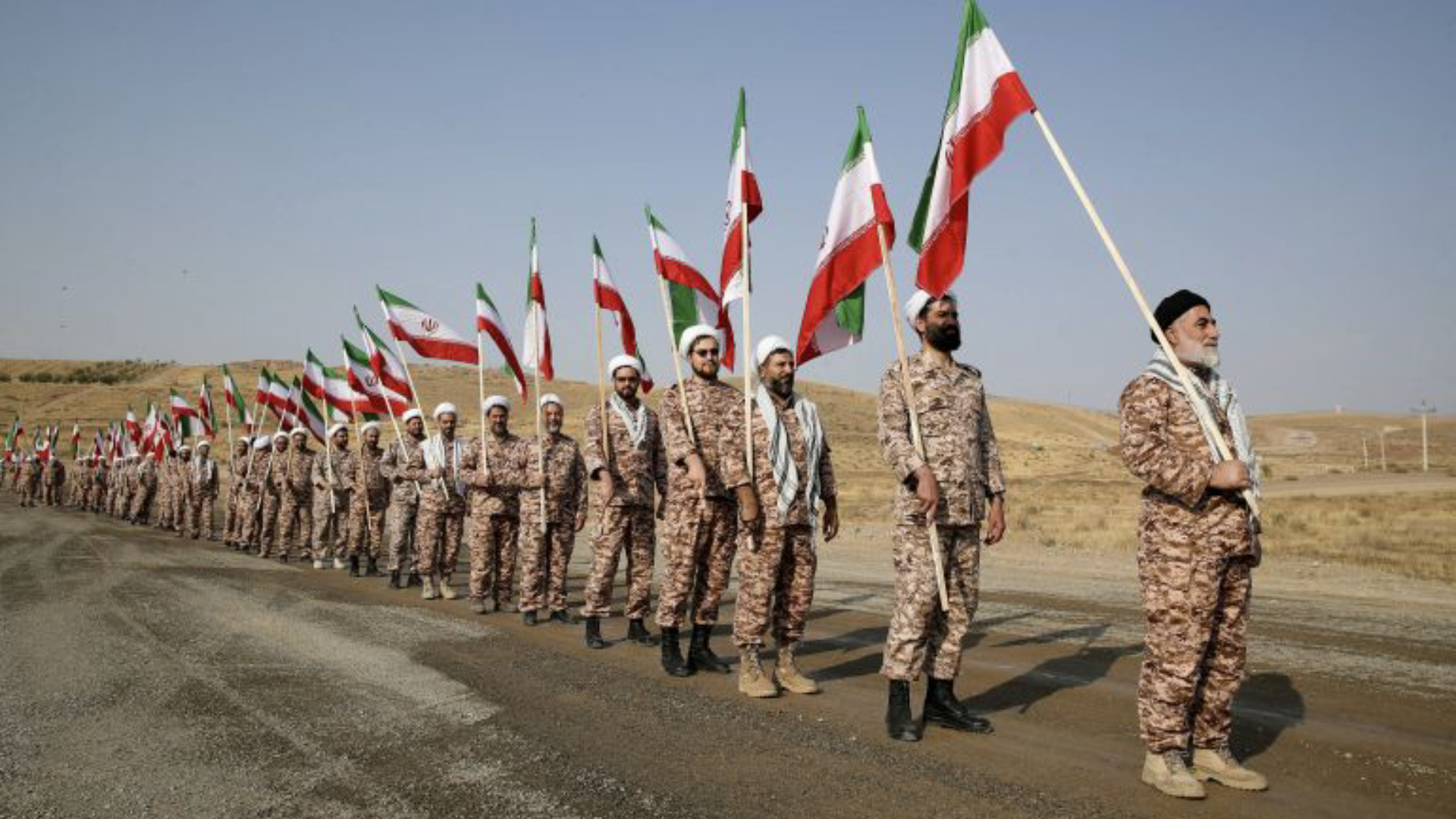 ইরানের রেভল্যুশনারি গার্ডকে 'সন্ত্রাসী সংগঠন' হিস...