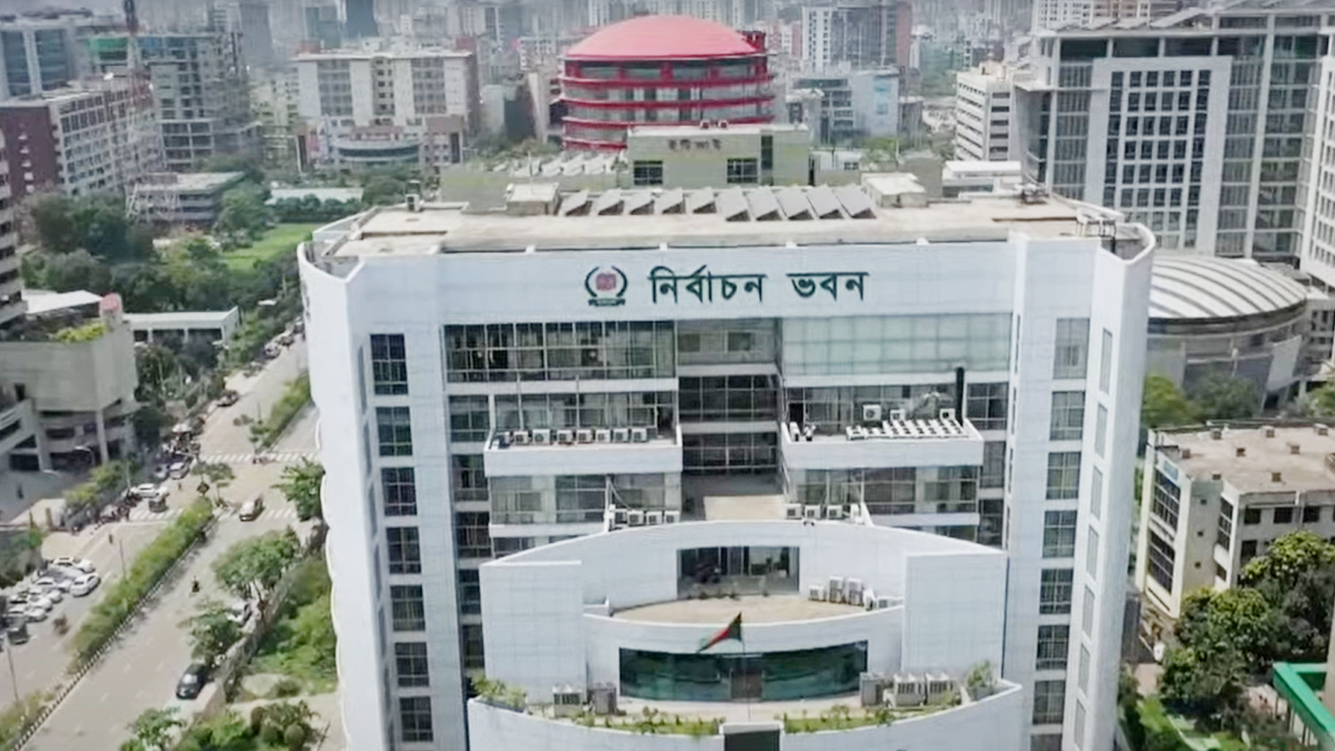 ভোটকেন্দ্রে মোবাইল ফোন ব্যবহার নিয়ে নতুন নির্দেশনা জারি