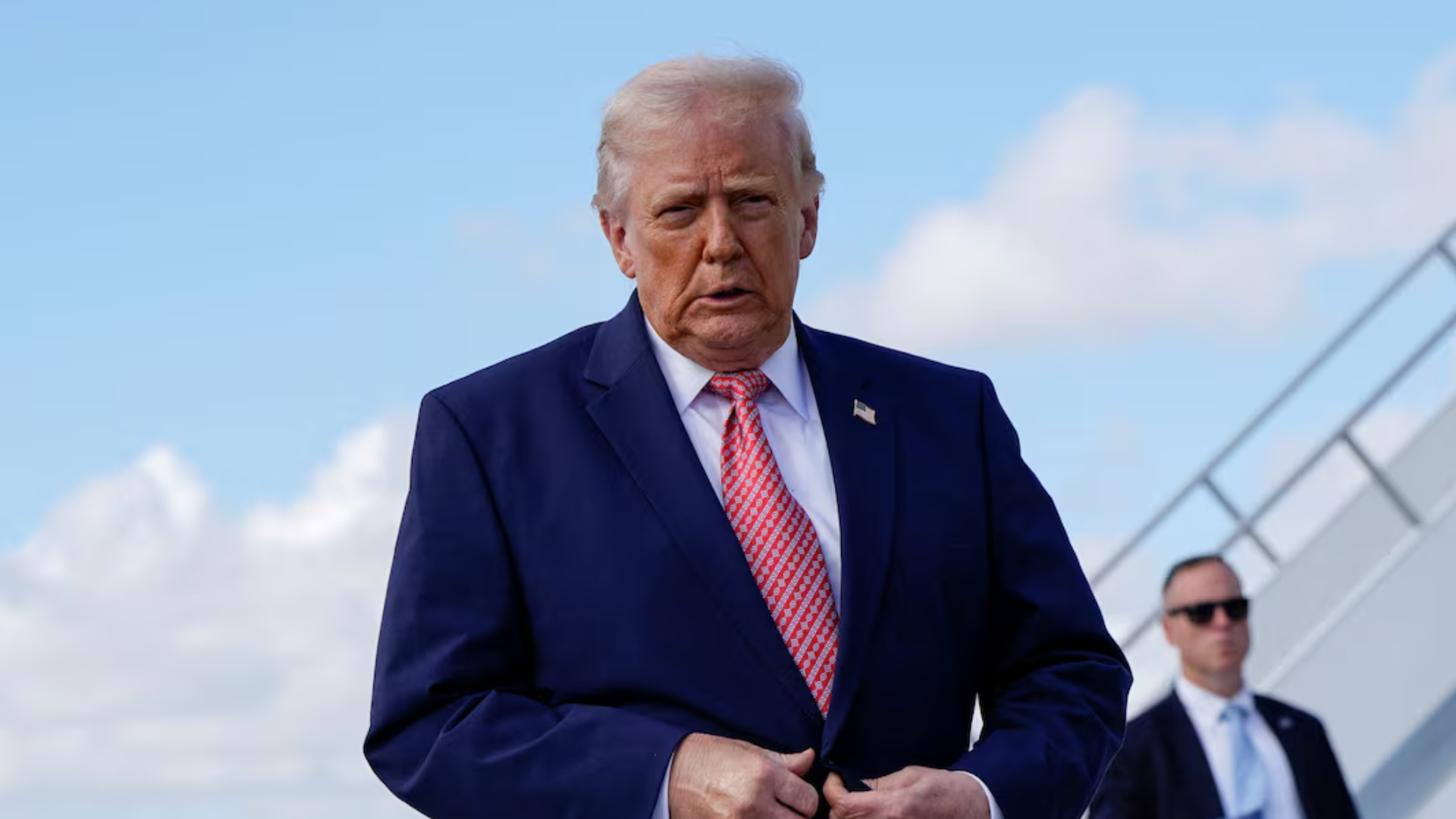 ‘ইরান যুদ্ধবিরতি চায়’, নতুন দাবি ট্রাম্পের