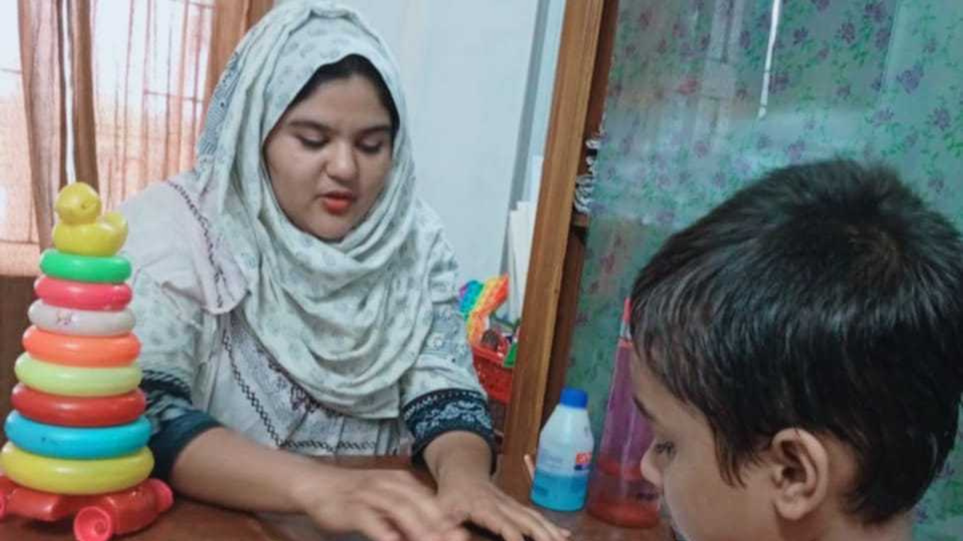 বাকৃবিতে স্পিচ থেরাপিতে ফিরলো নারীর বাকশক্তি